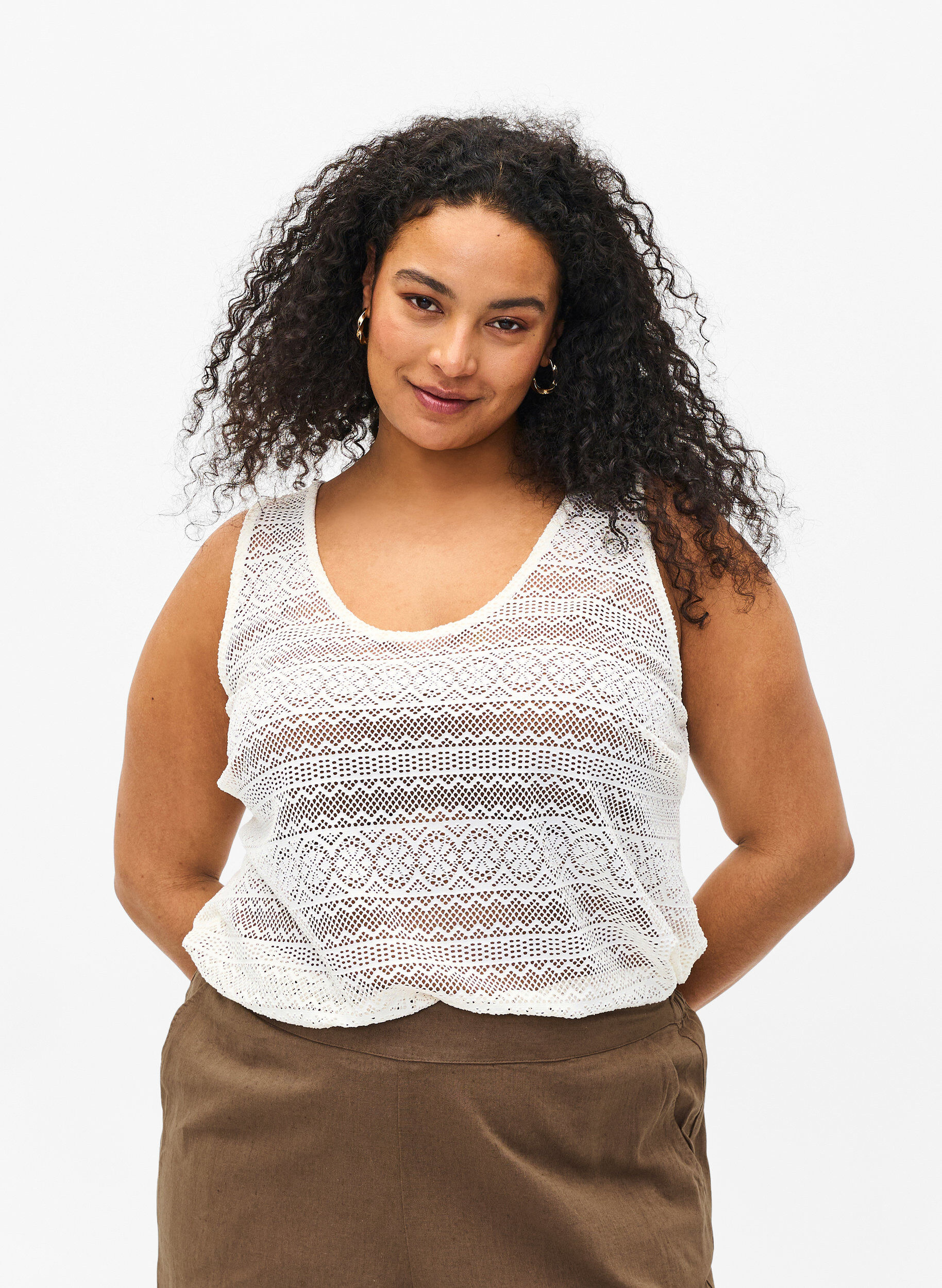 Zizzi Mouwloze top met gaatjespatroon, Off White, Model image number 0