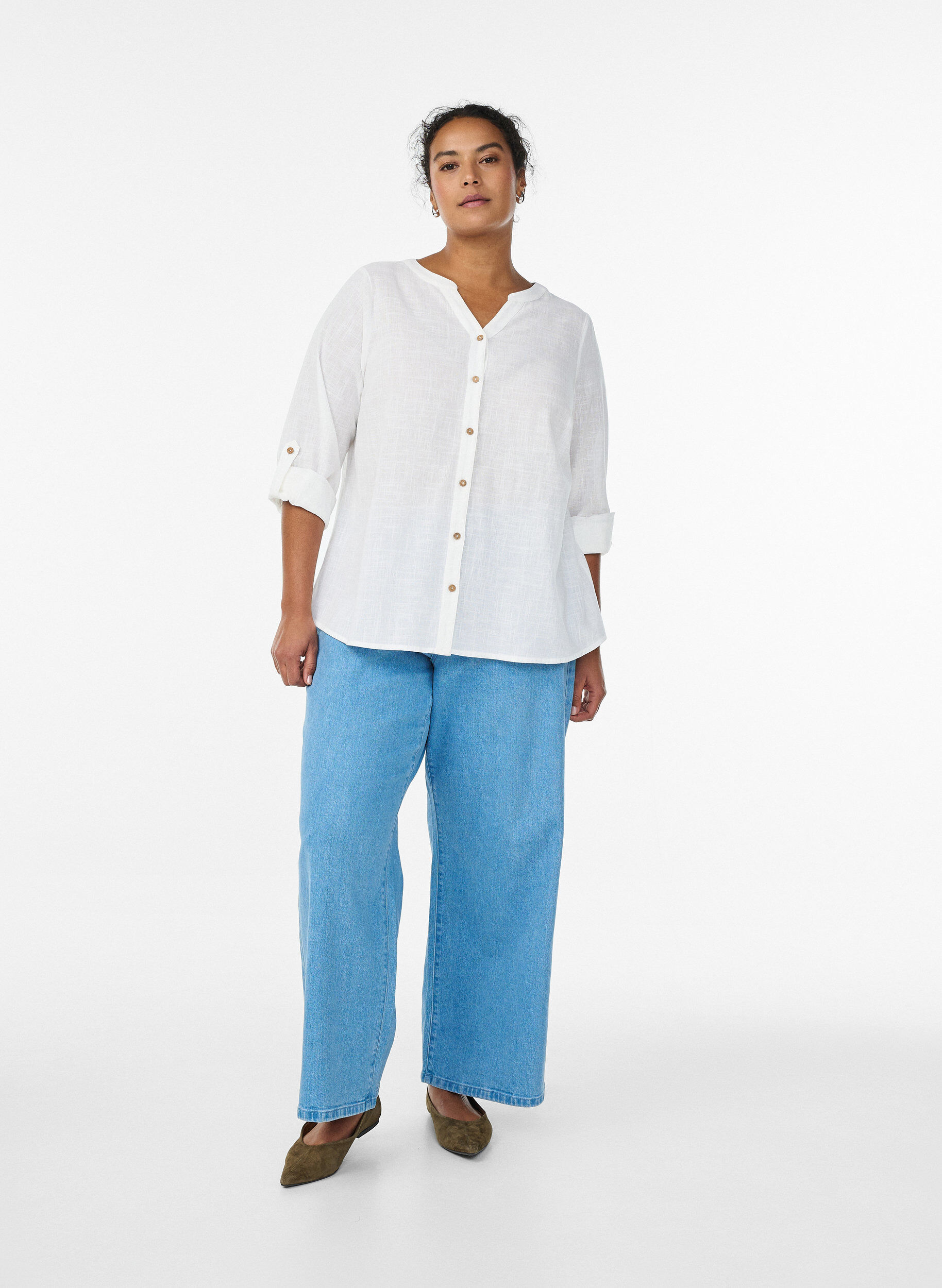 Zizzi Katoenen blouse met V-hals, Wit, Model image number 1