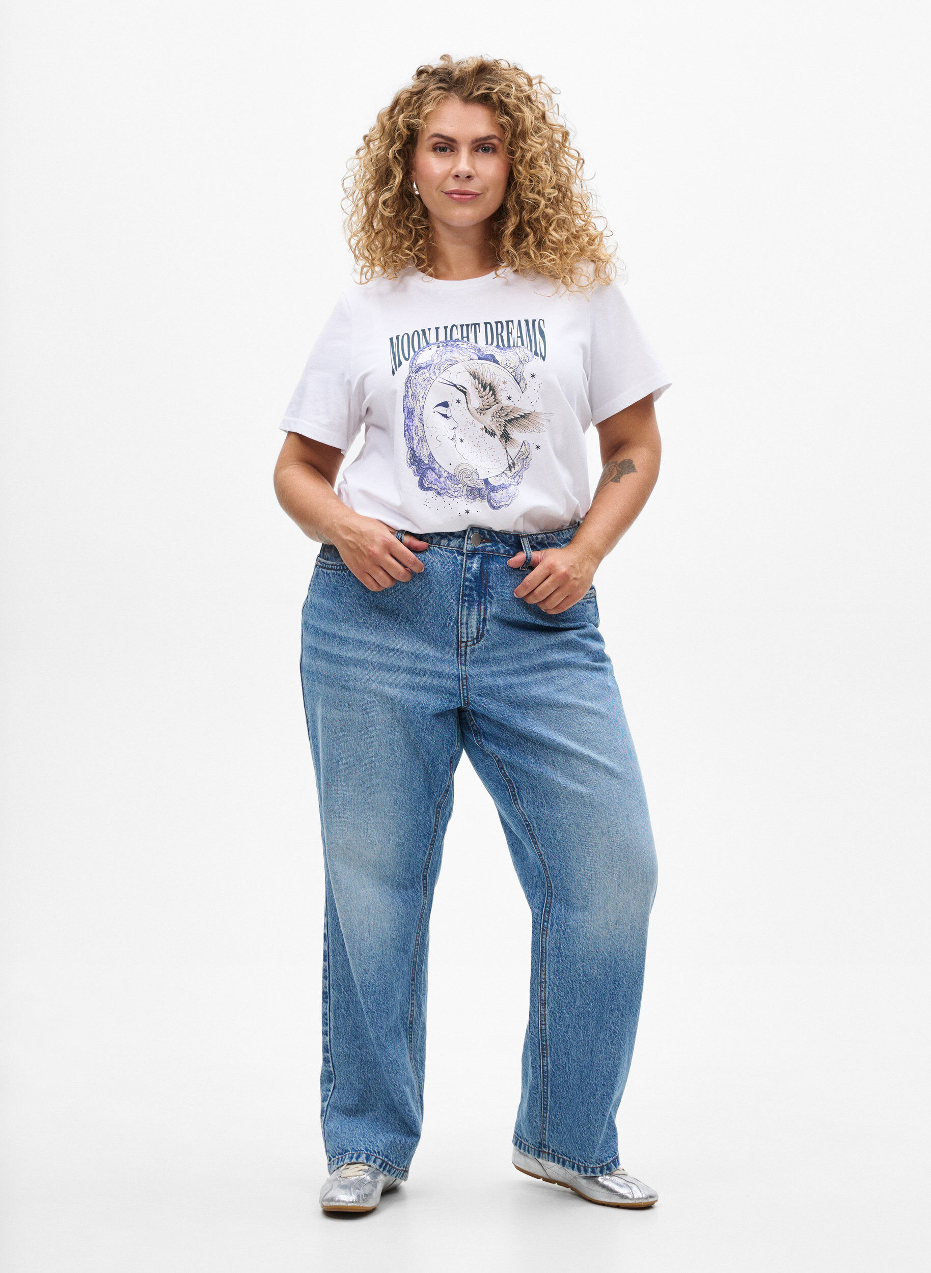 Zizzi Katoenen T-shirt met print op de voorkant, Wit, Model image number 1