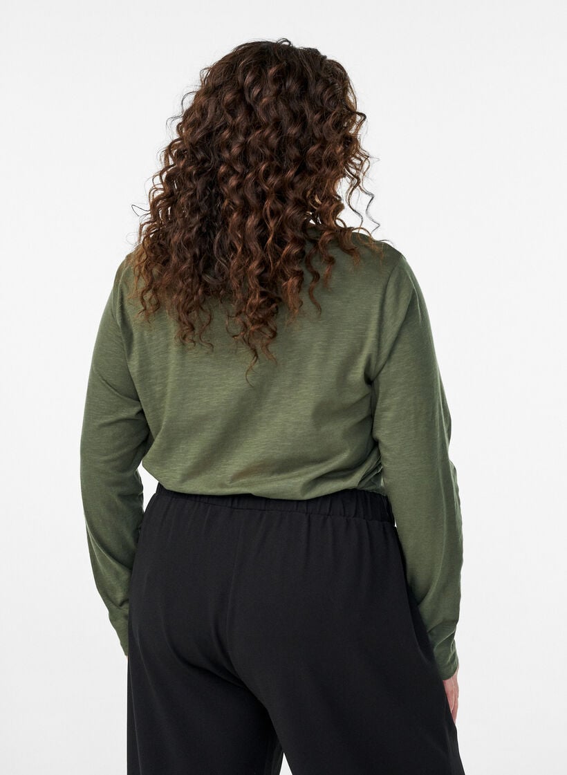 T-shirt met lange mouwen, V-hals en knopen, Groen, Model image number 2