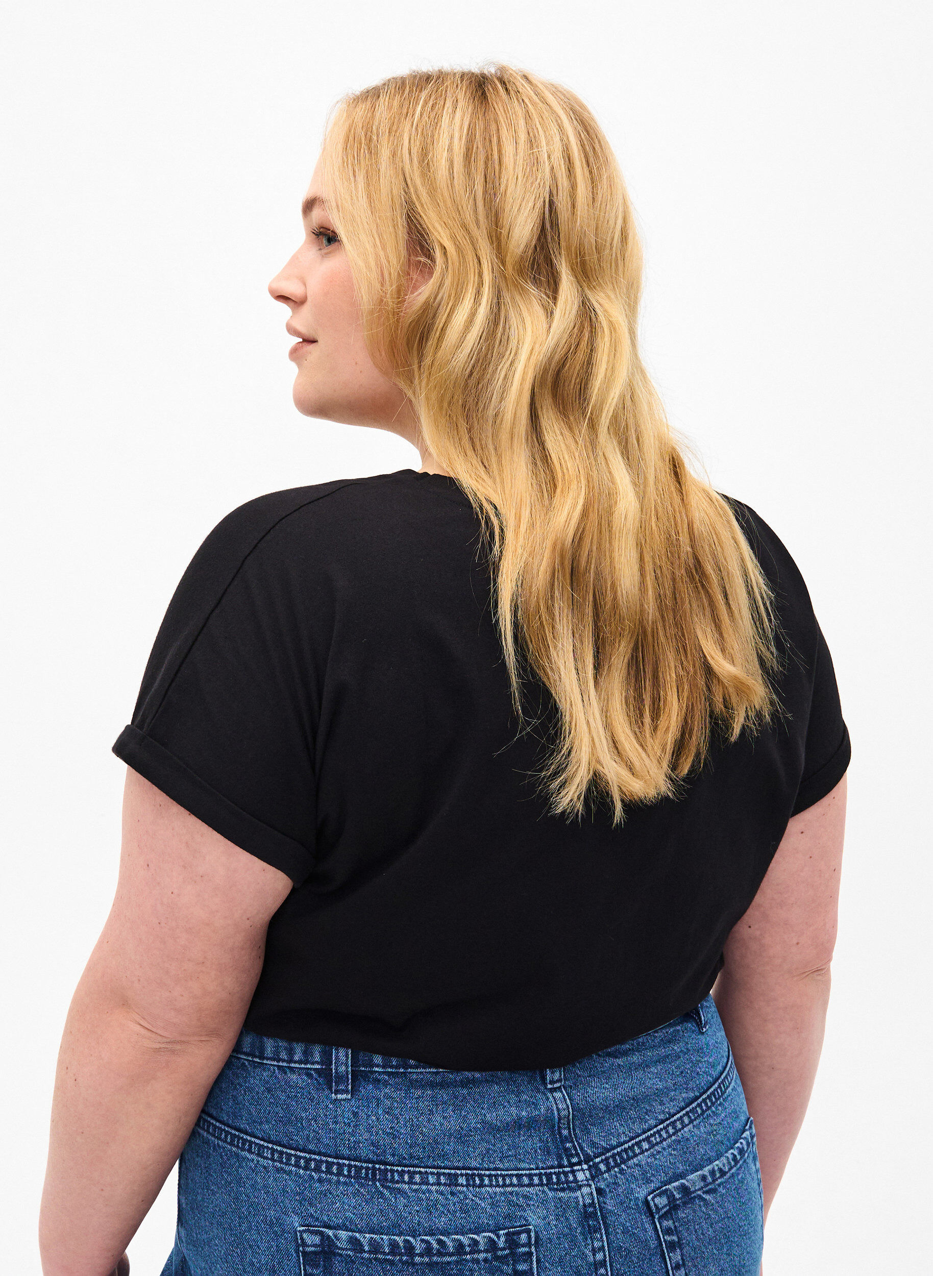 Zizzi T-shirt van biologisch katoen met gouden opdruk, Black W. Free, Model image number 1