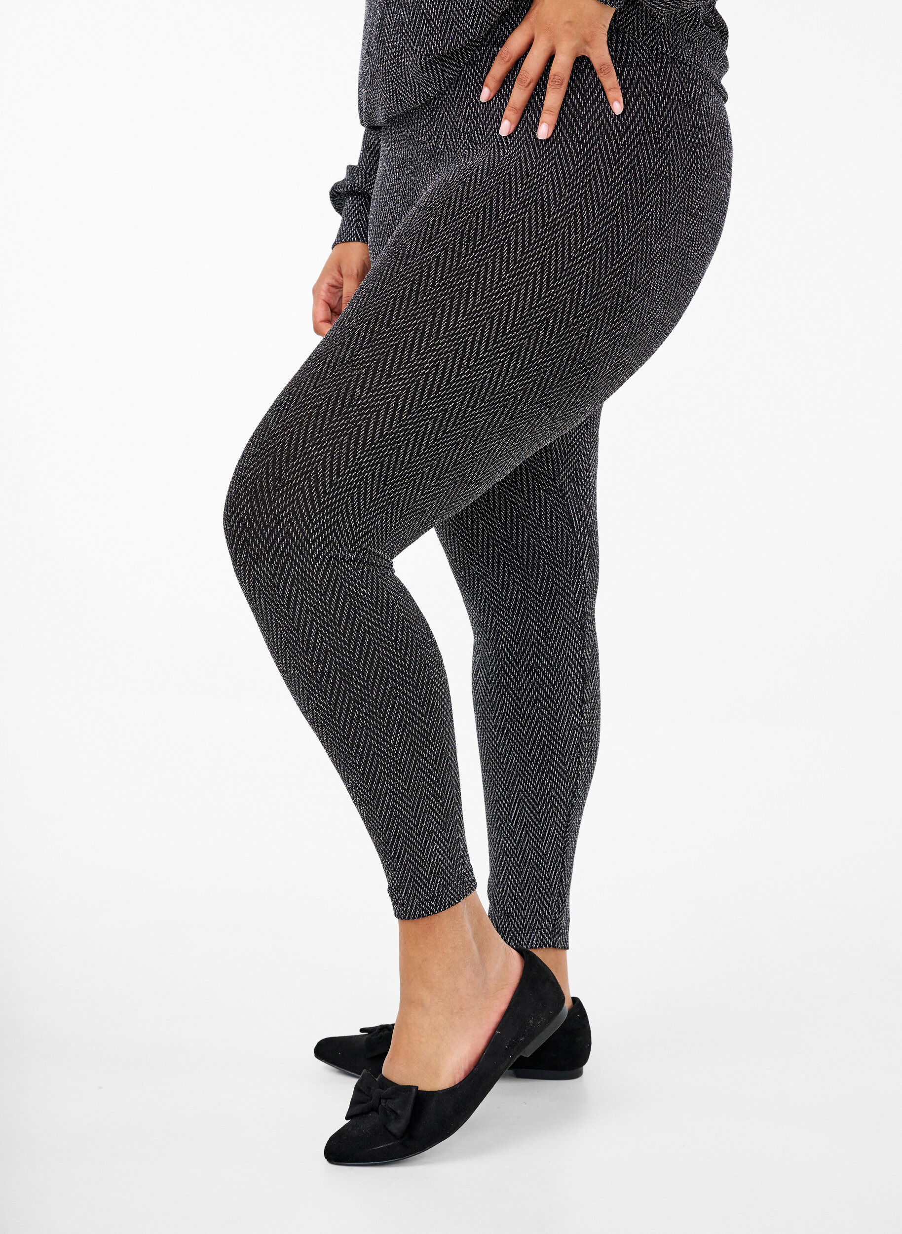 Zizzi Legging met glitterpatroon, Silver ZigZagShimmer, Model image number 2