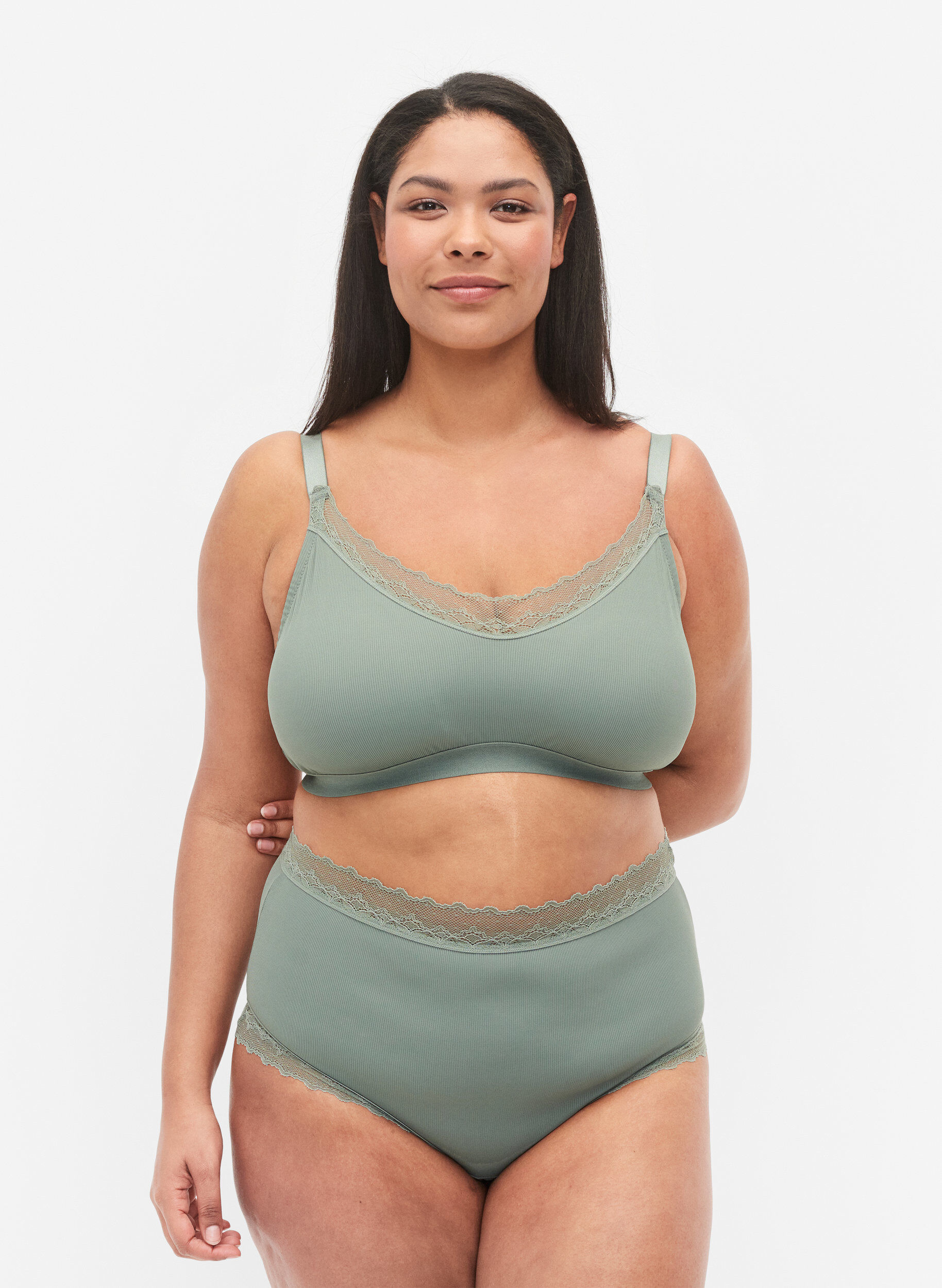 Zizzi High waisted hipsterslip met kant, Laurel Wreath Ass, Model image number 0