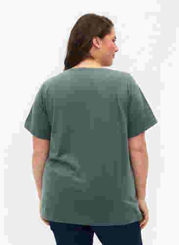 FLASH - T-shirt met v-hals, Balsam Green, Model image number 1