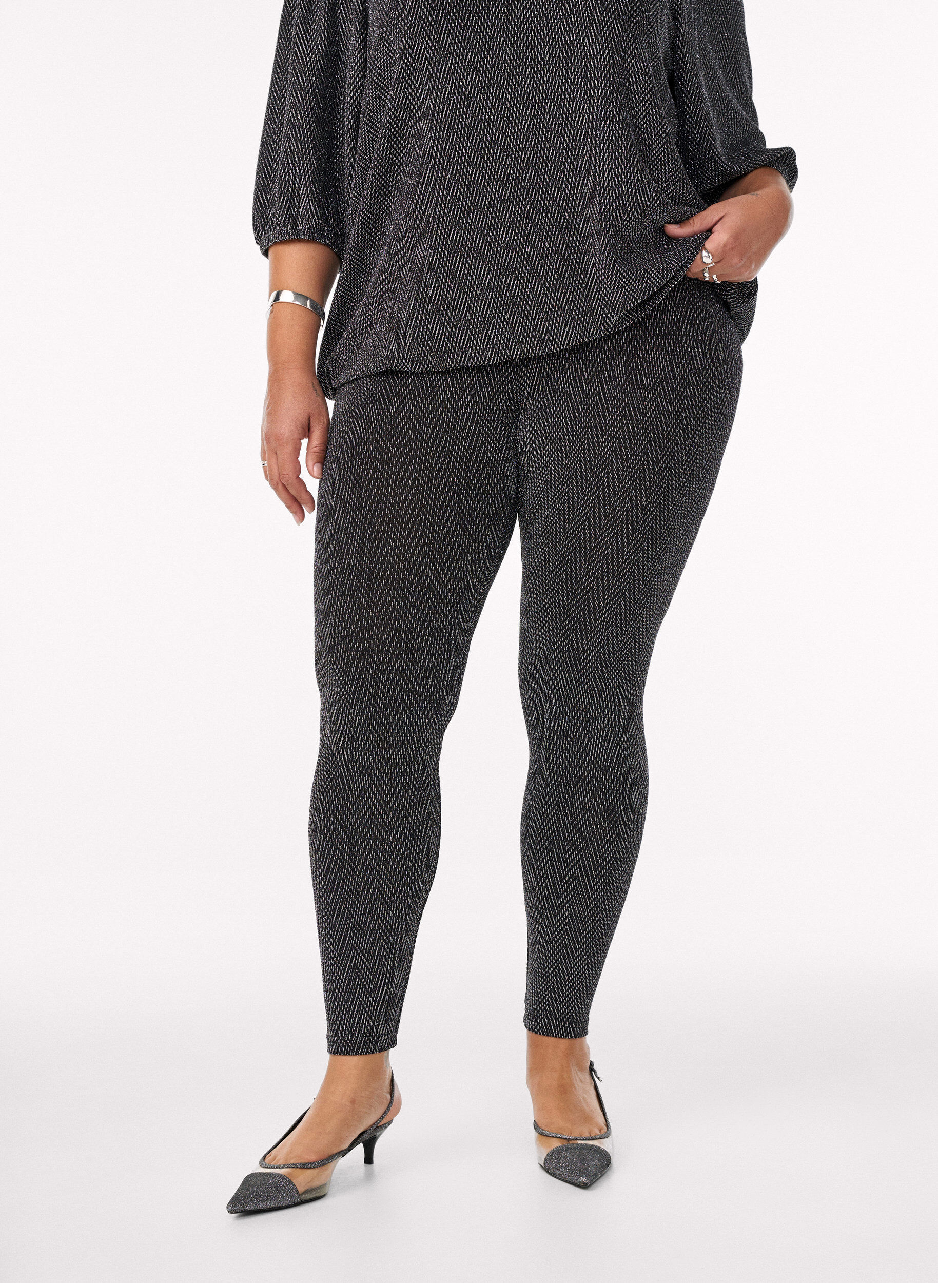 Zizzi Glitterpatroon leggings, Zwart, Model image number 2