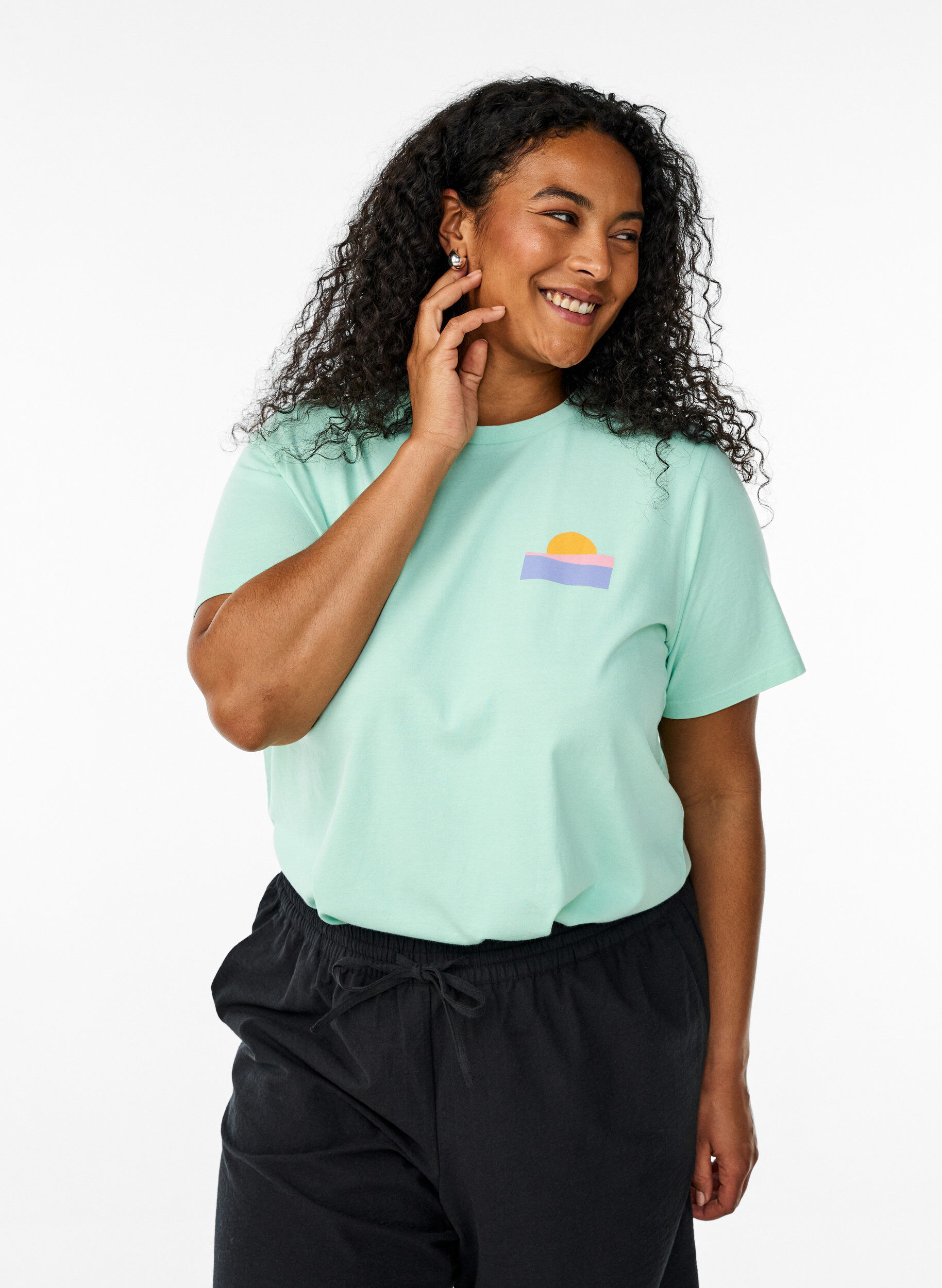 T-shirt van biologisch katoen met print op de rug, Groen, Model