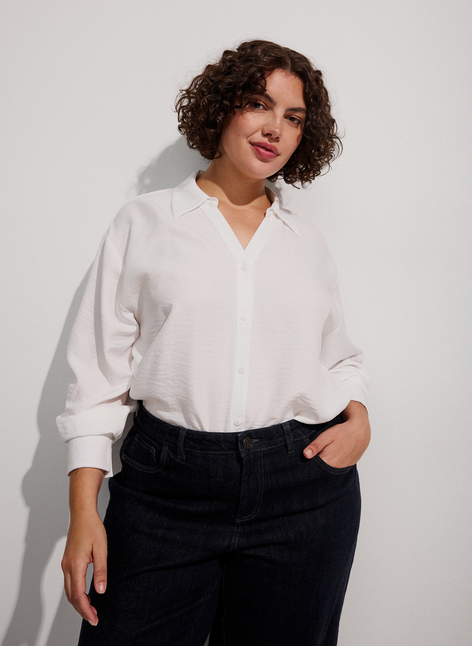 ZizziLosse shirt met V-hals, Wit, Model image number 0