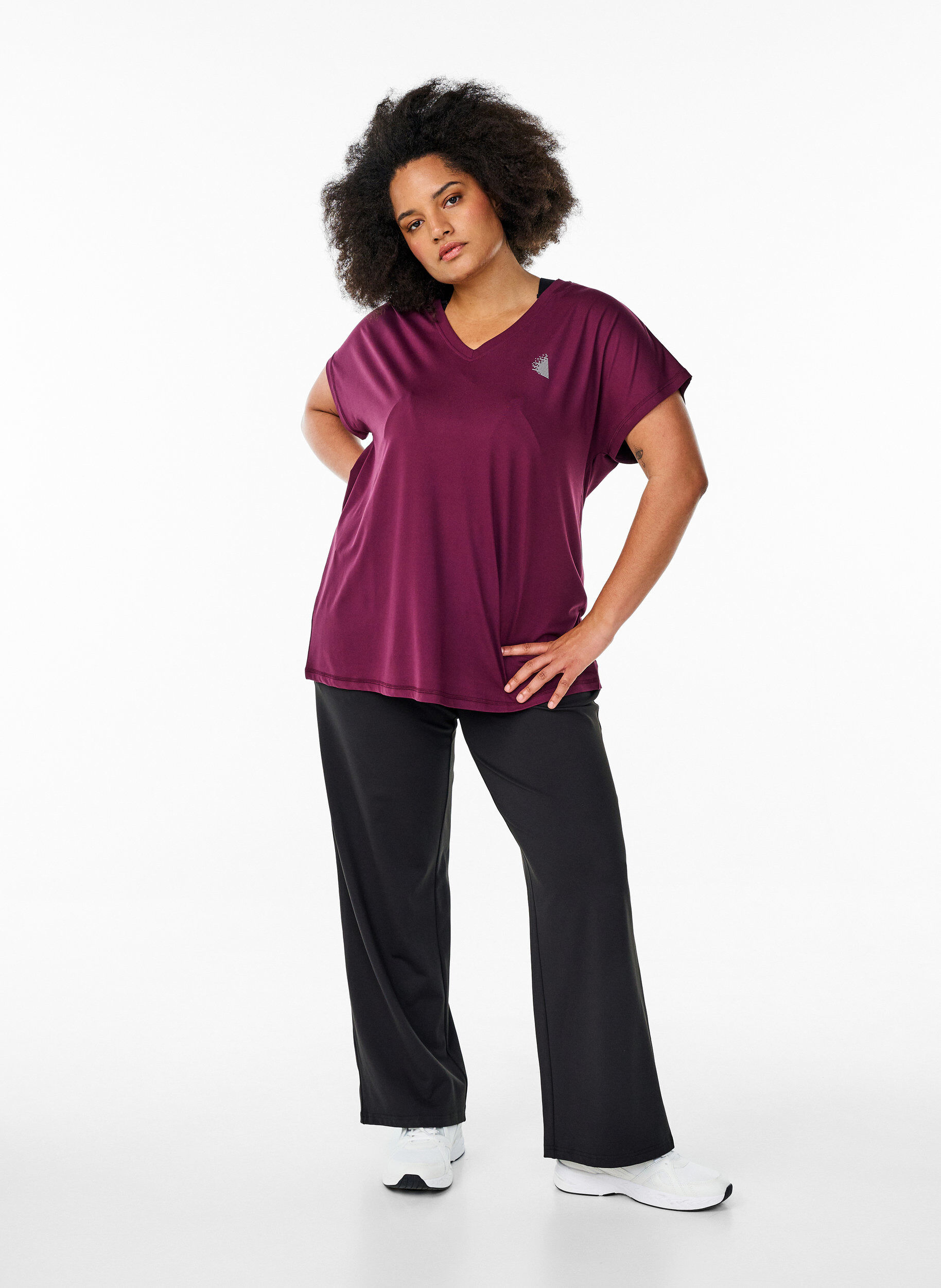 ZizziLosvallend sport T-shirt met V-hals, Rood, Model image number 1