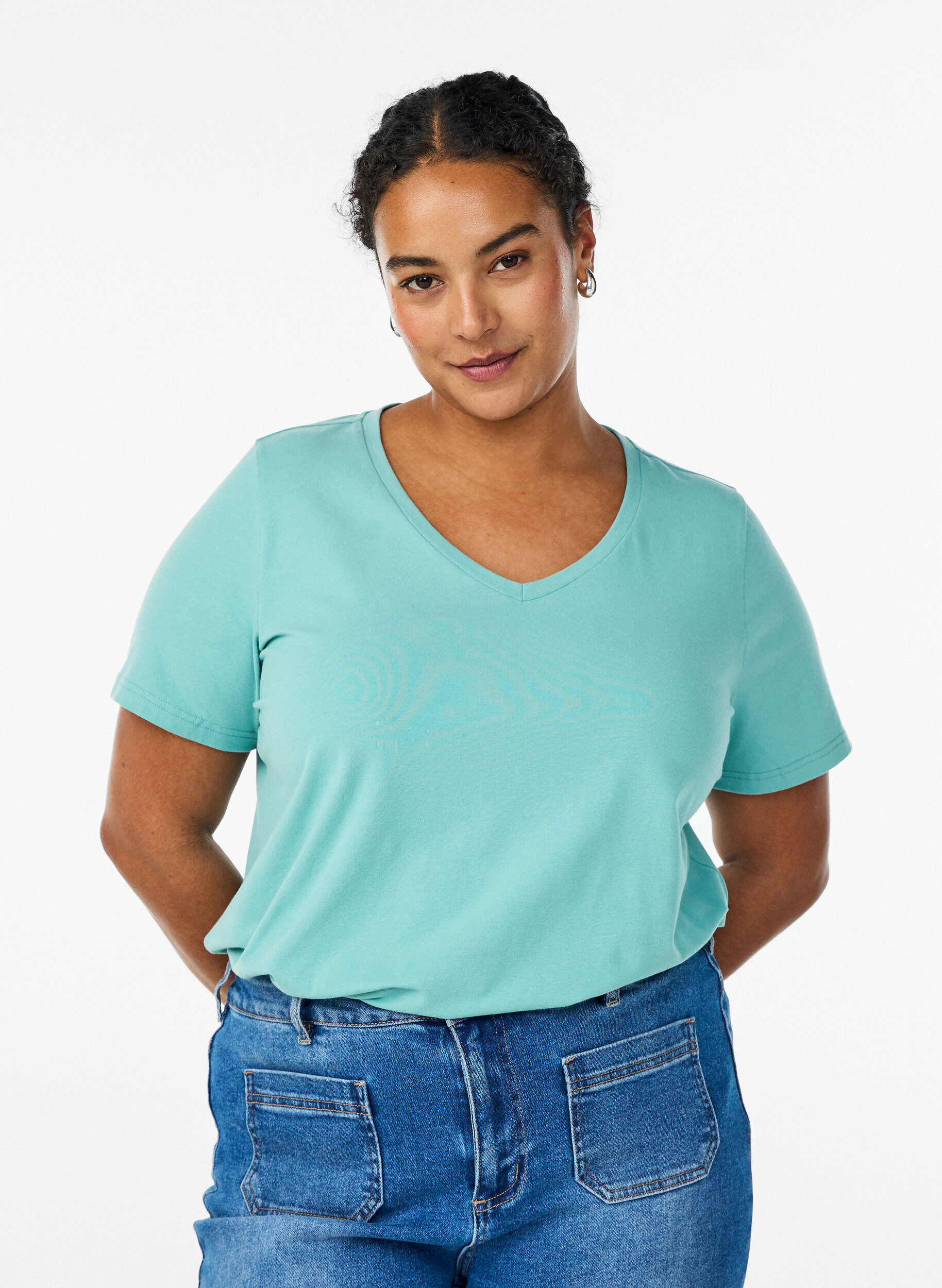 Zizzi Effen basic katoenen T-shirt, Groen, Model image number 0