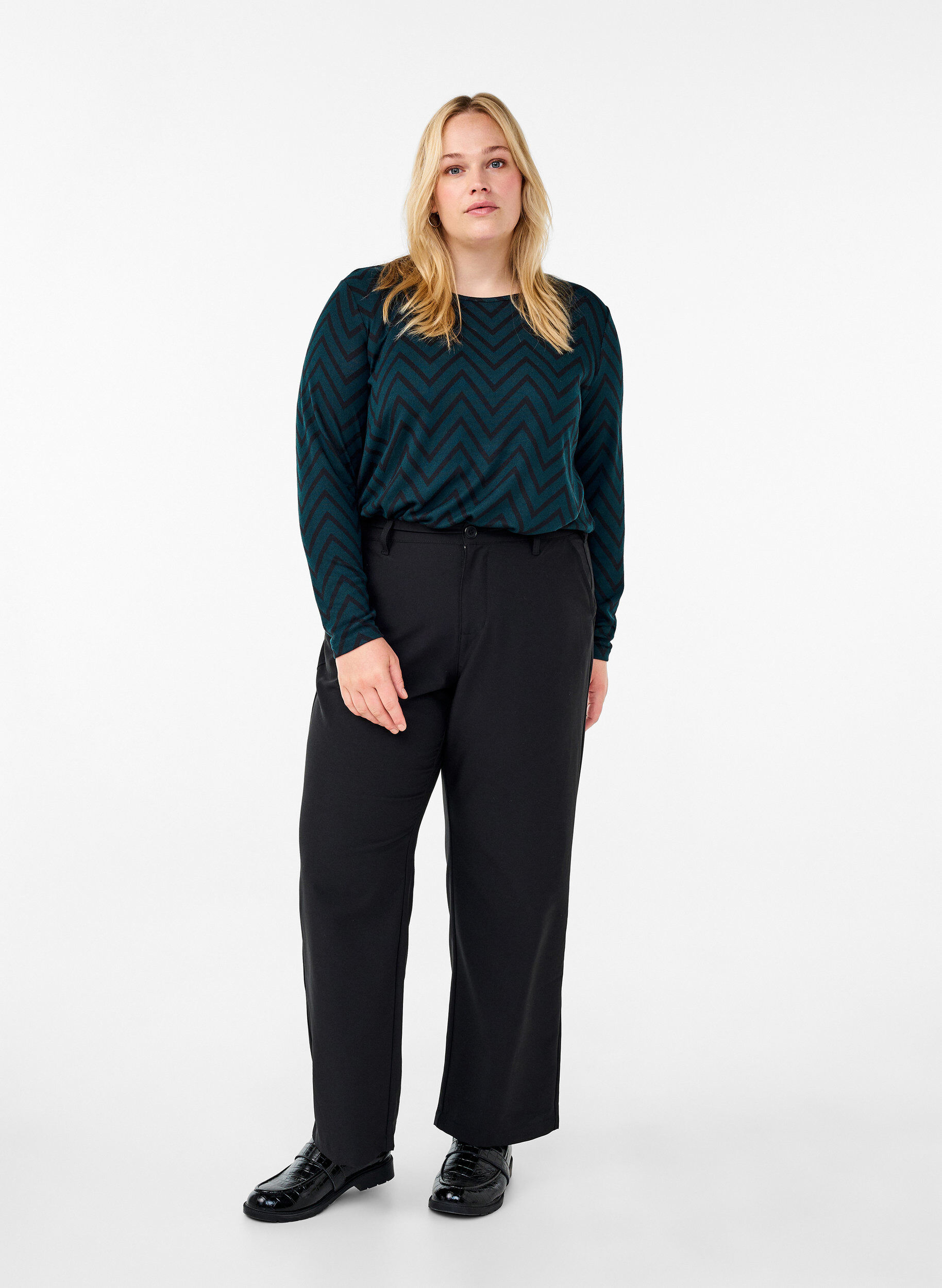 Zizzi Gedessineerde blouse met lange mouwen, Groen, Model image number 1