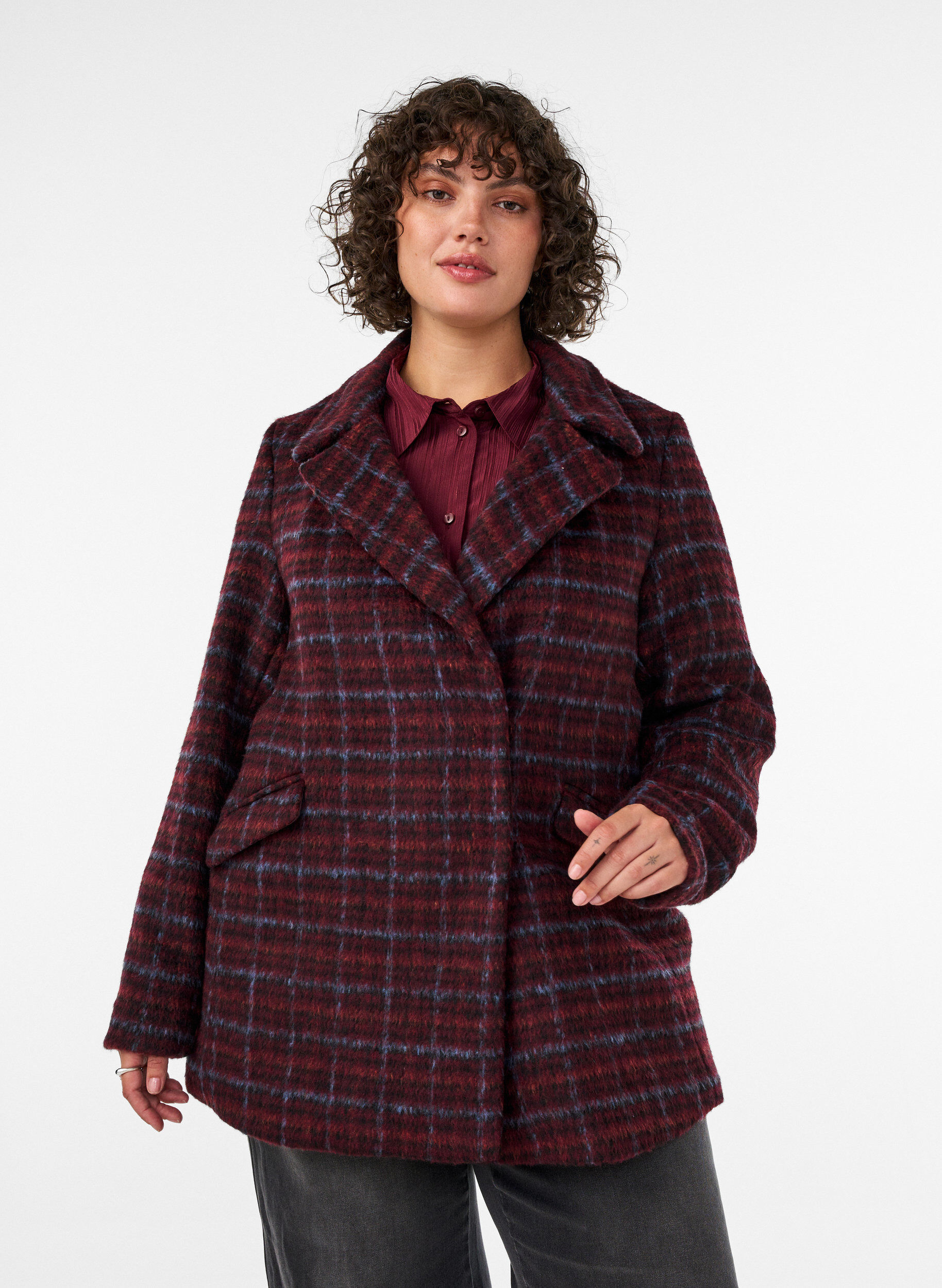Geruit jasje met zakken, Rood, Model