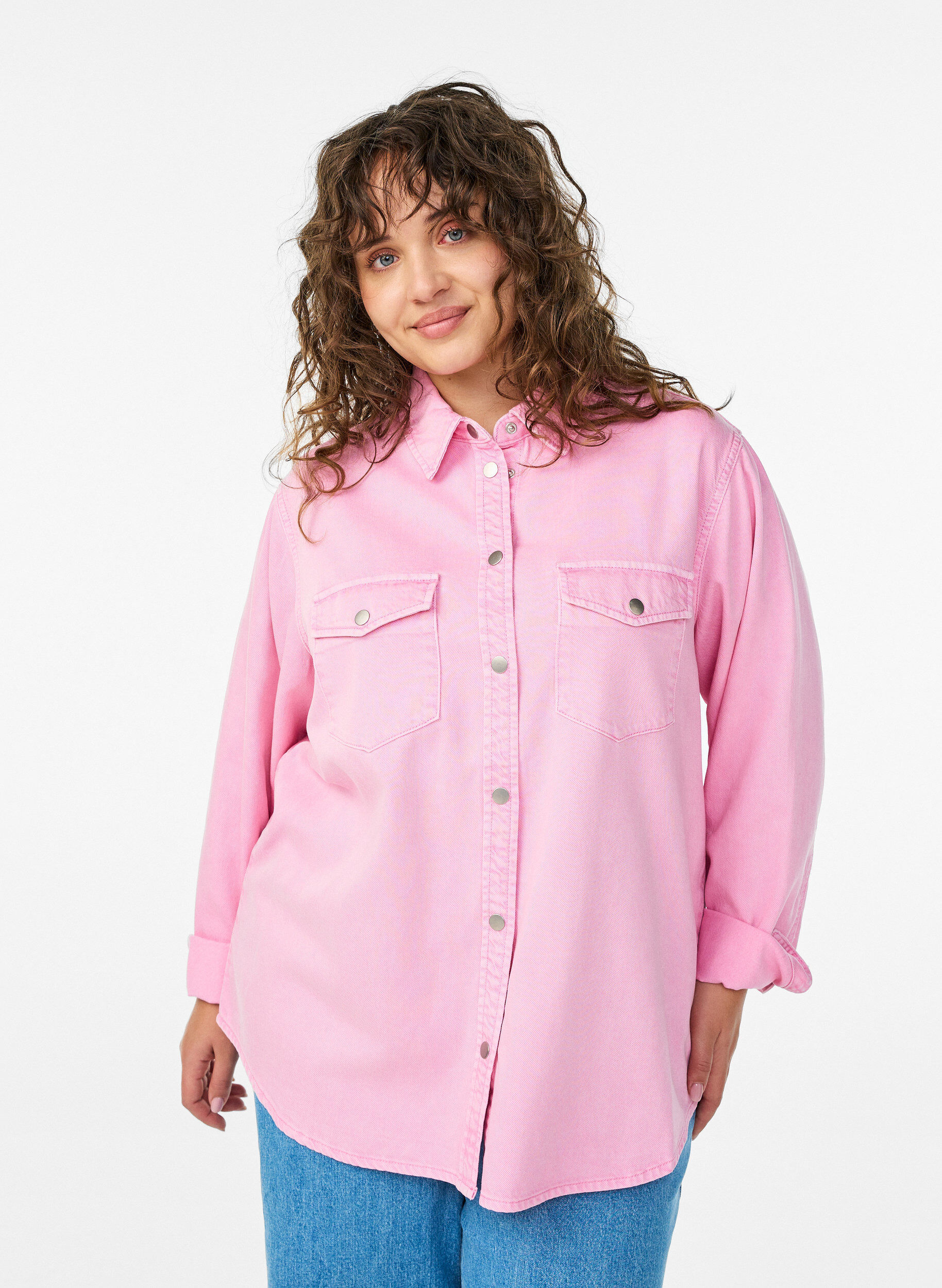 Spijkerblouse met borstzakken, Roze, Model