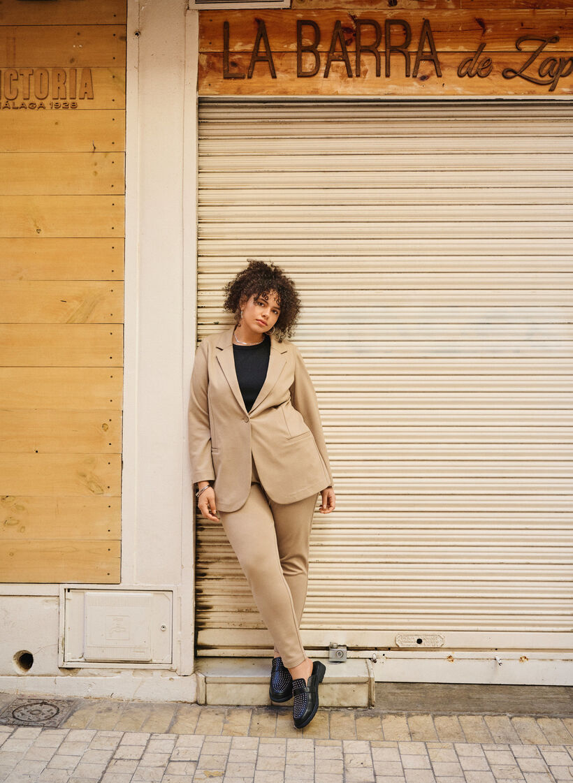 Eenvoudige blazer met knoopsluiting, Beige, Image image number 0