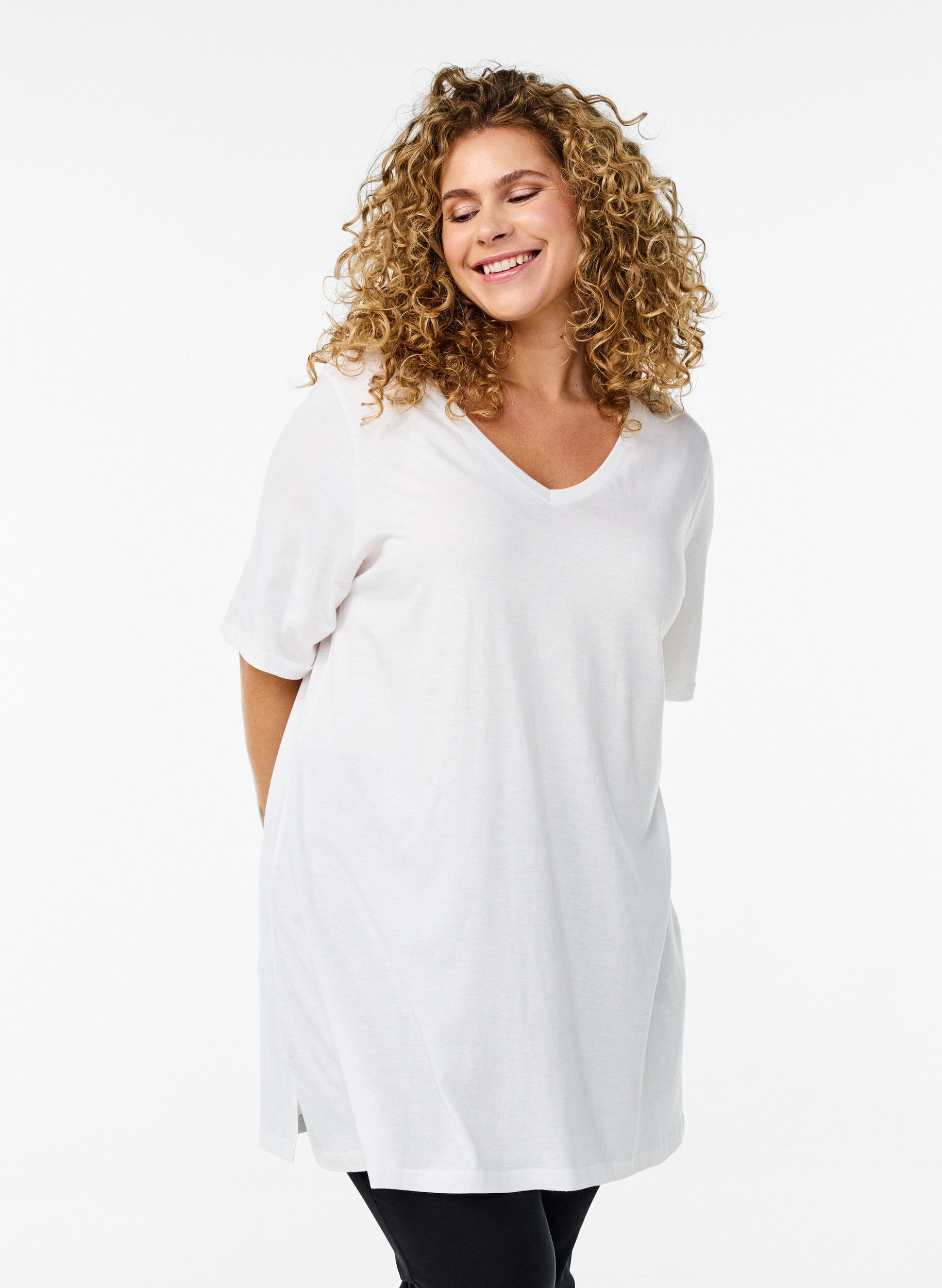 Zizzi Effen kleur oversized v-hals t-shirt, Wit, Model image number 0
