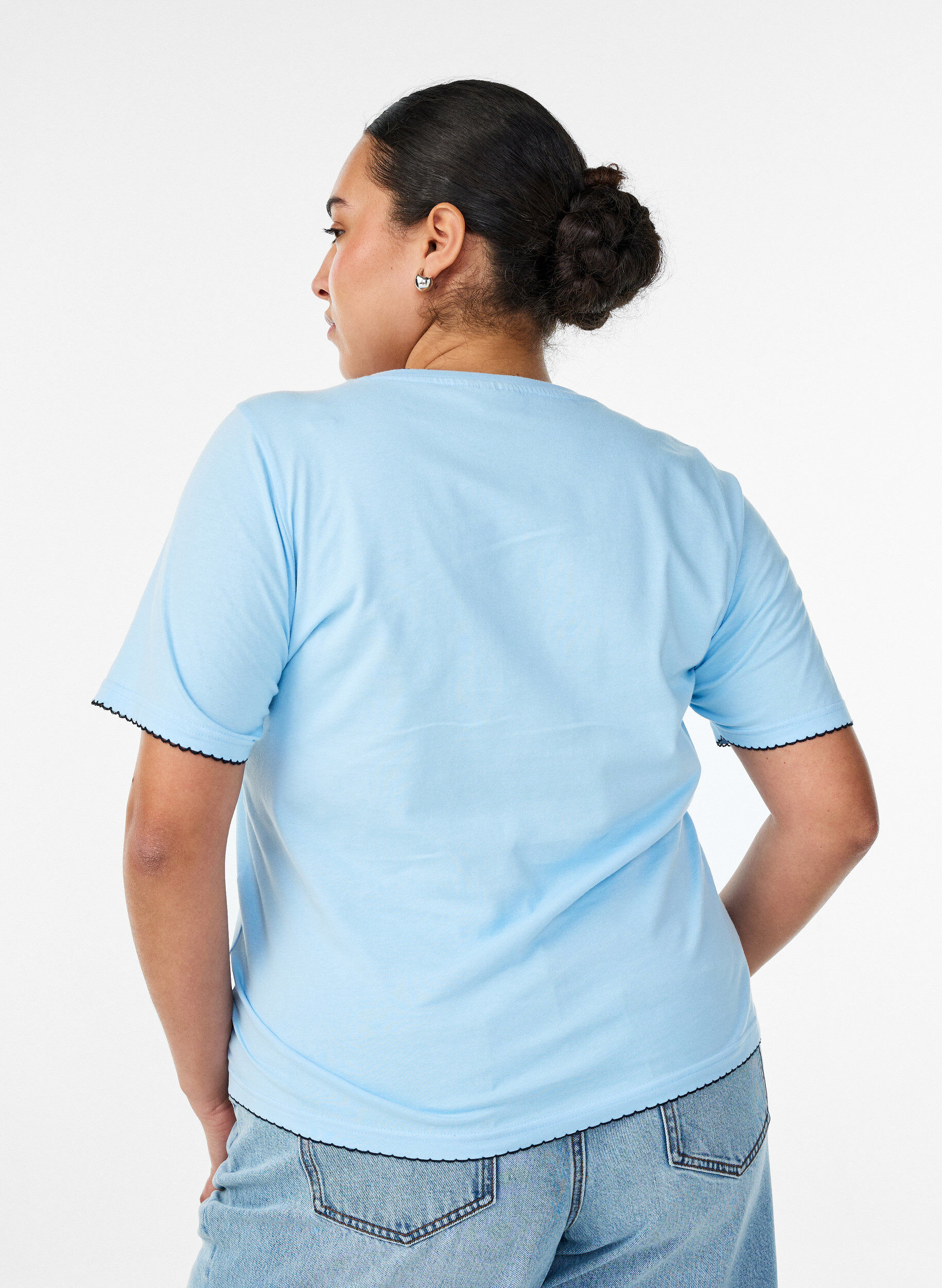 ZizziKatoenen T-shirt met golvende contrasterende randen, Blauw, Model image number 2