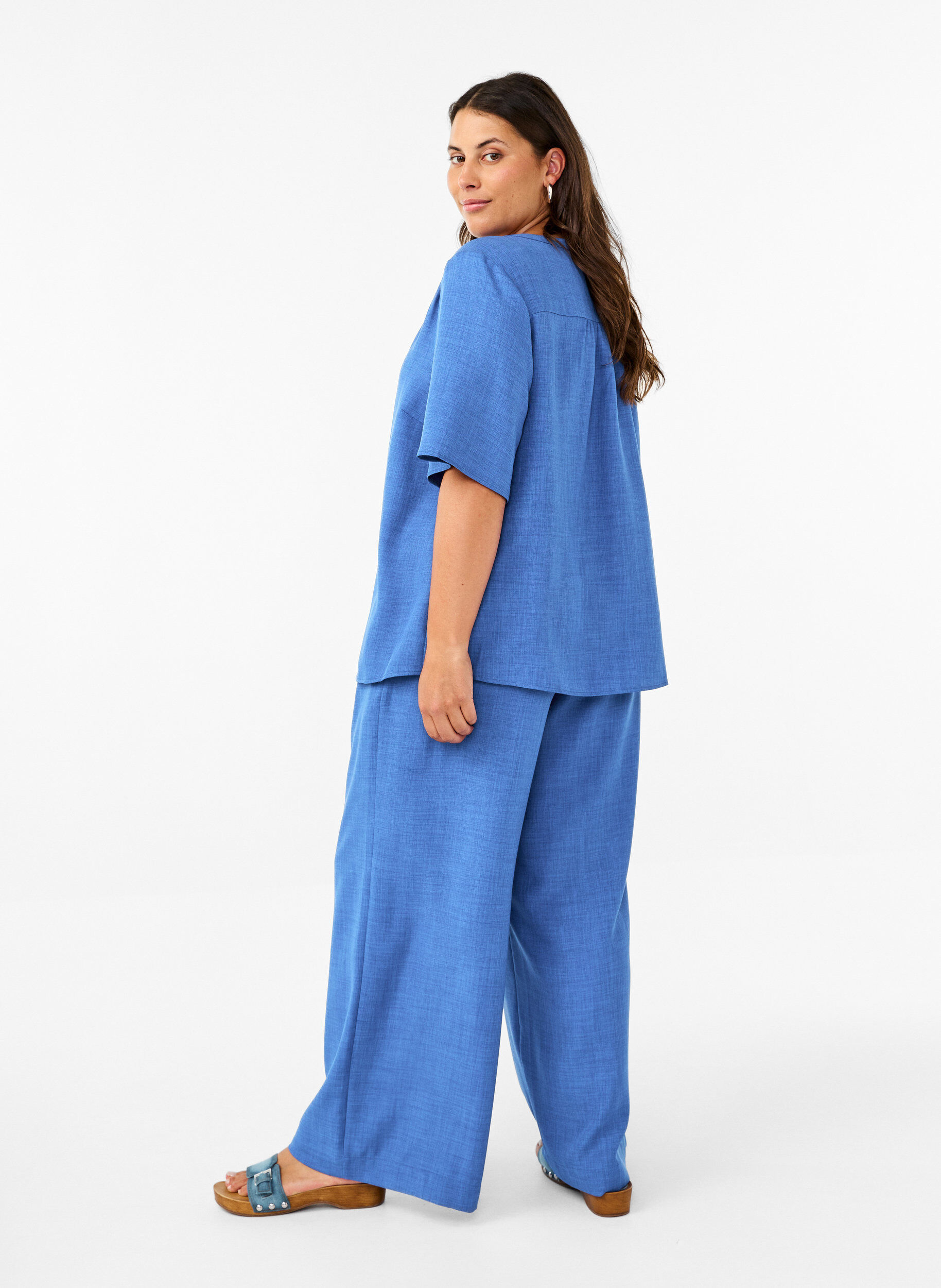 ZizziLosse broek met elastische tailleband en zakken, Blauw, Model image number 1