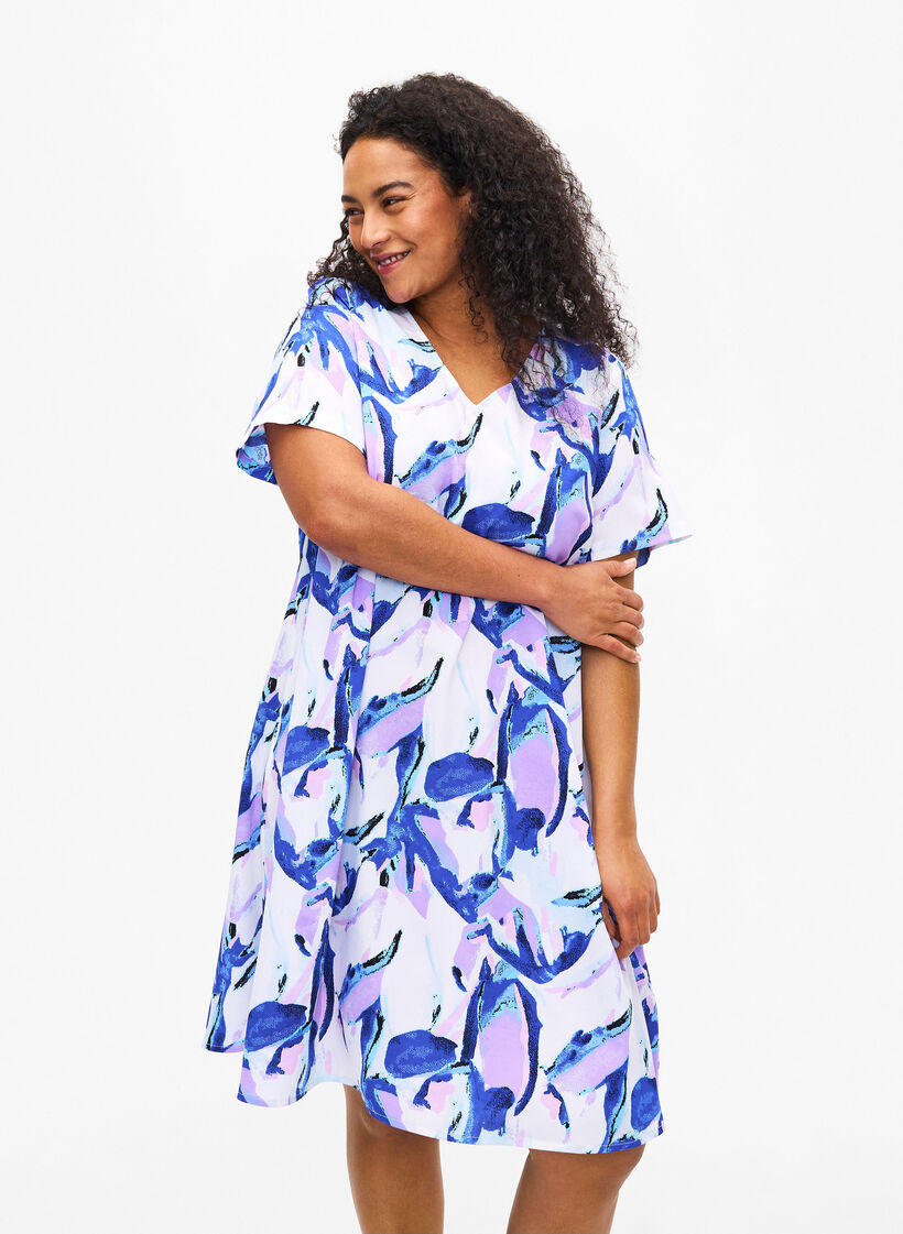 FLASH - Jurk met V-hals en print, Snow White Flower, Model image number 0