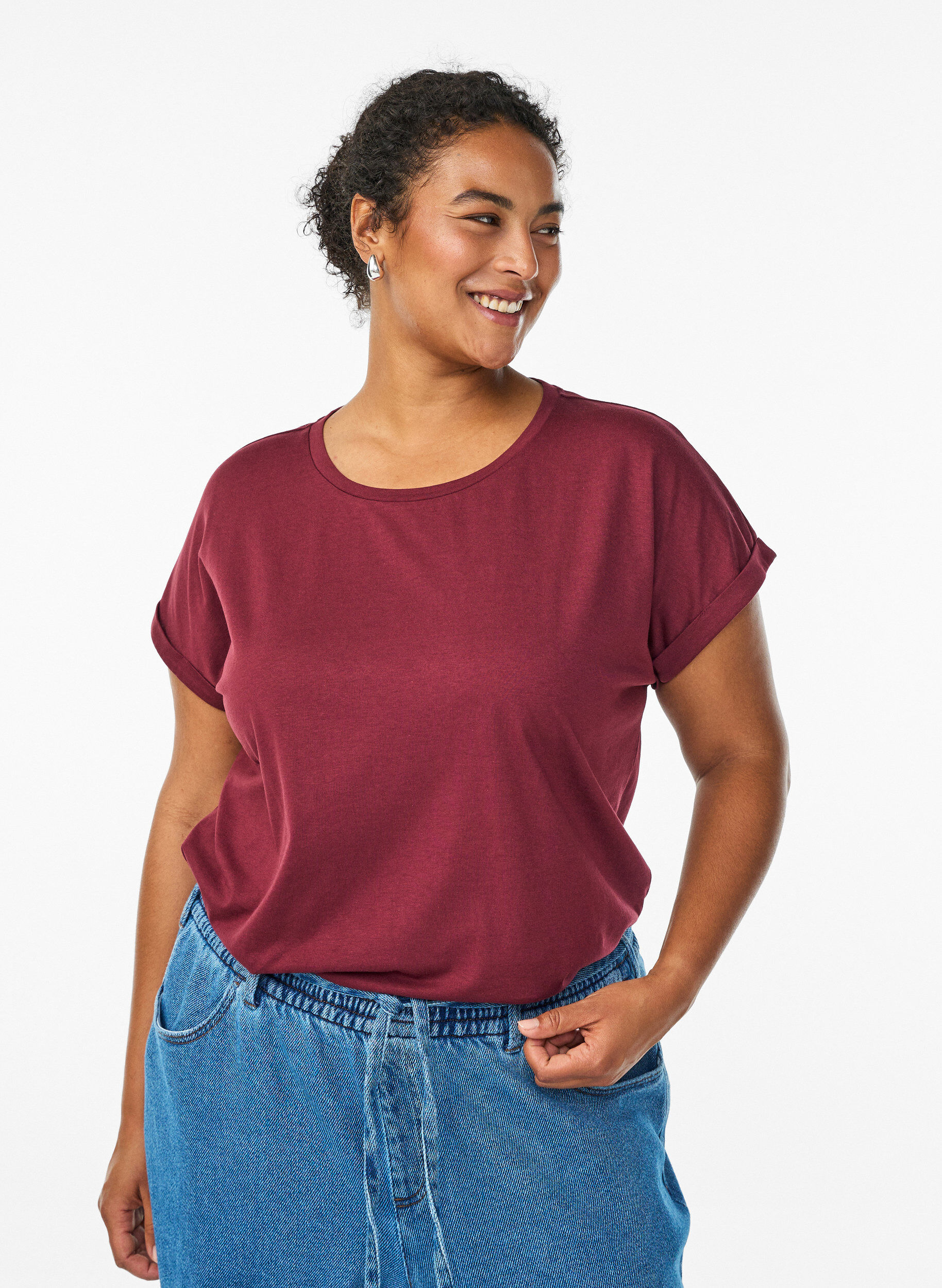 T-shirt met korte mouwen van katoenmix, Donker Bordeaux, Model