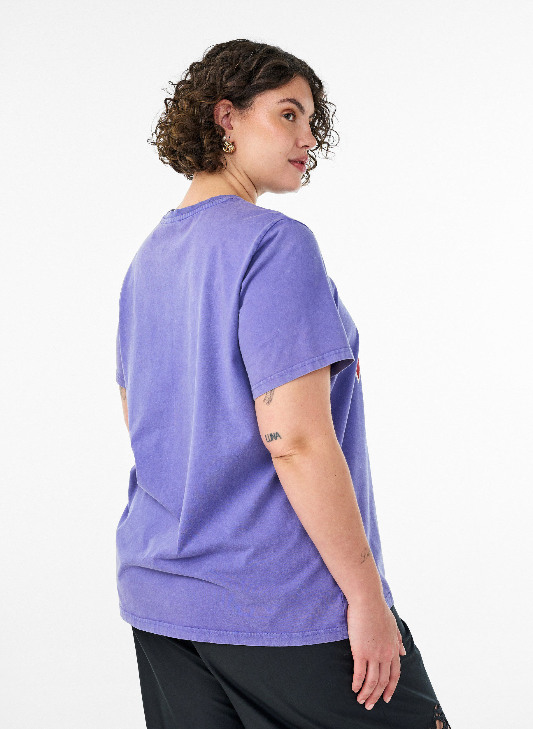 ZizziKatoenen T-shirt met print aan de voorkant en een gewassen look, Paars, Model image number 2