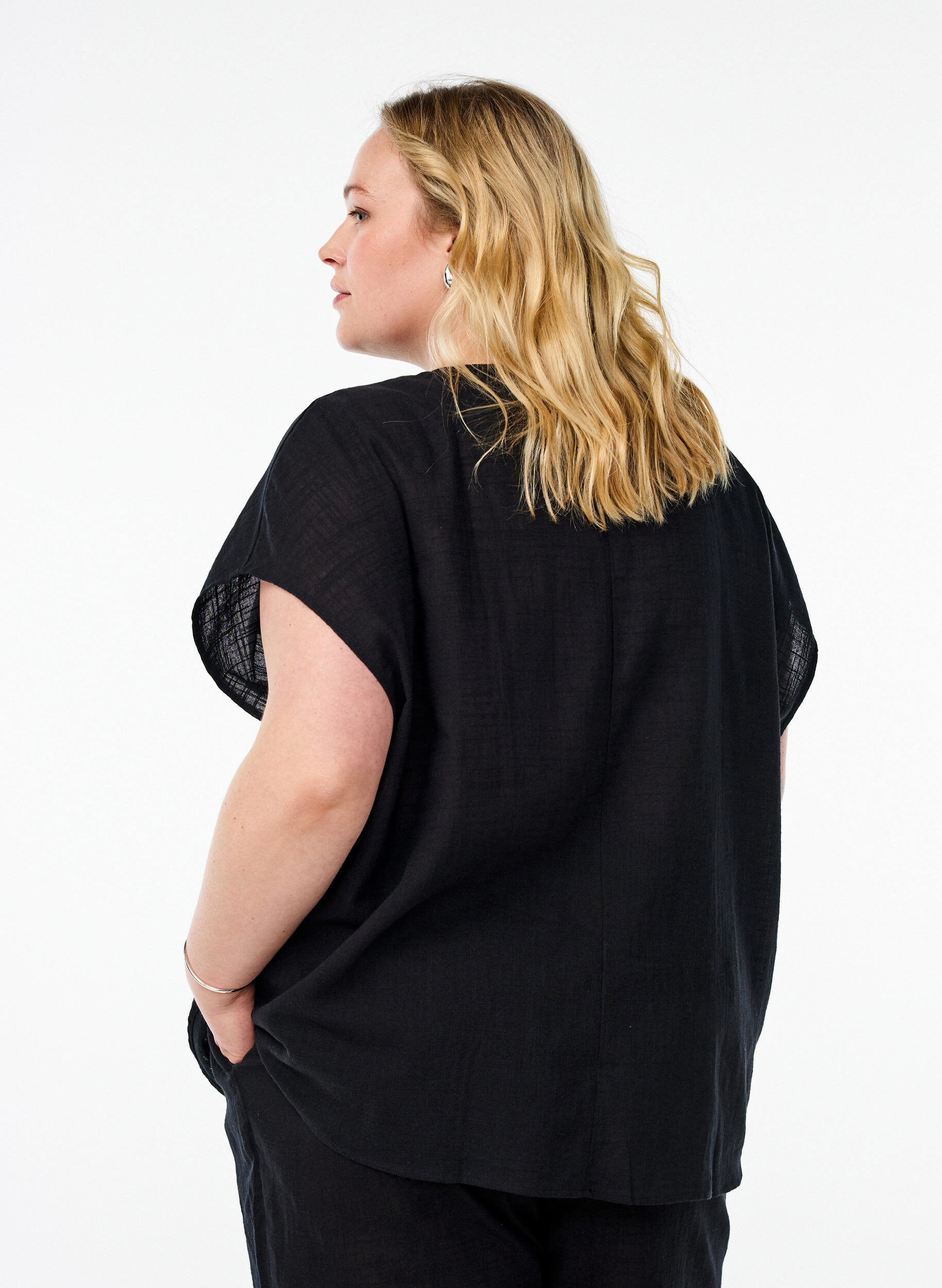 Zizzi Losse blouse met kapmouwen, Zwart, Model image number 2