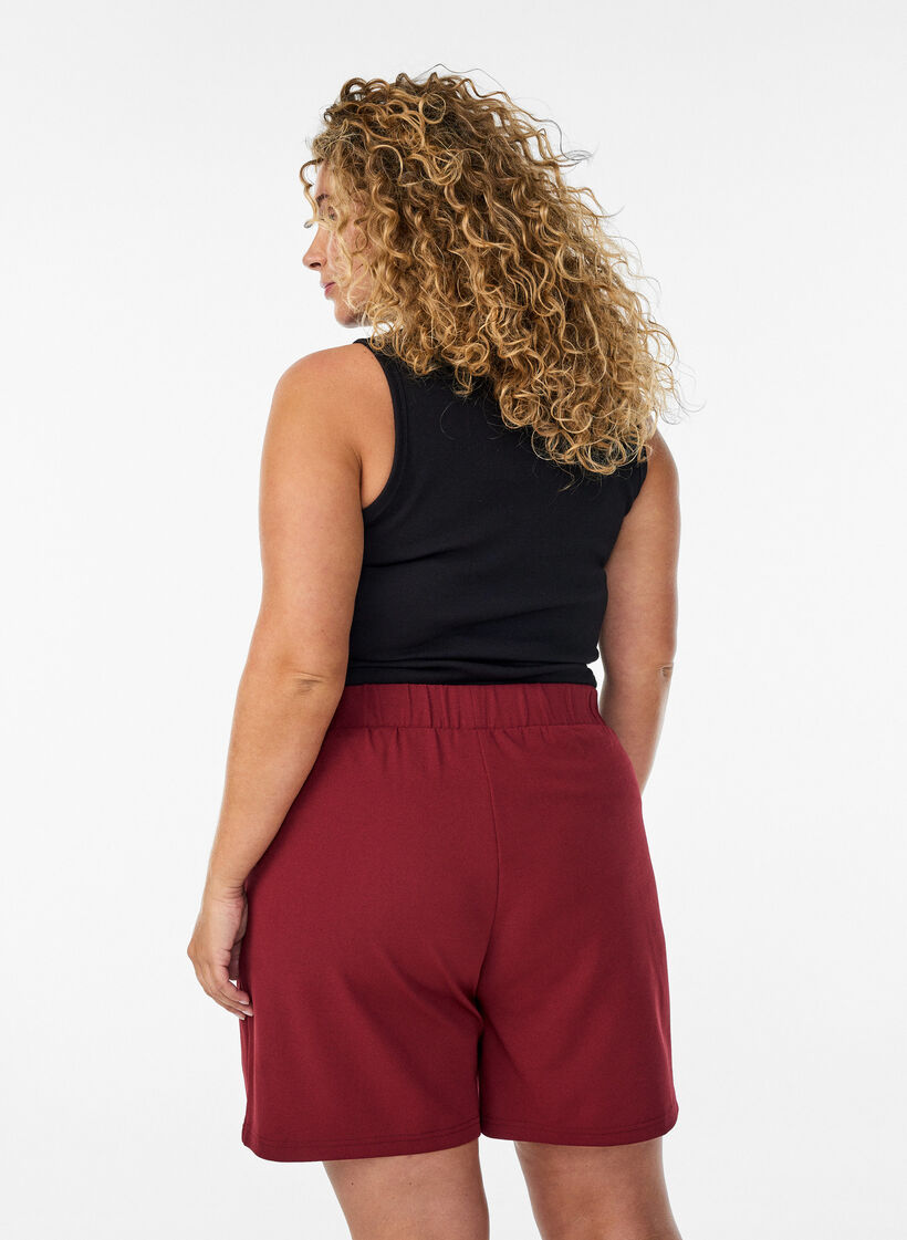 Korte broek met losse pasvorm en zakken, Donker Bordeaux, Model image number 2