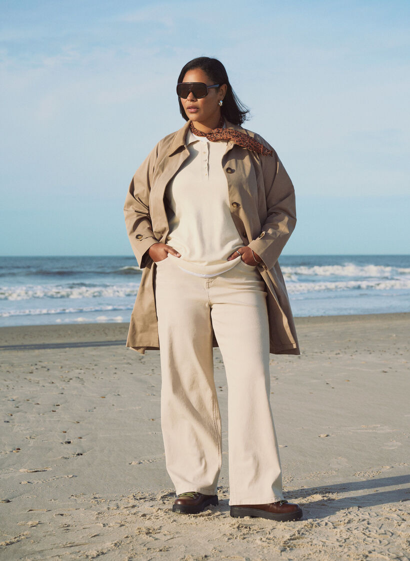 Lentejas met imitatie su&egrave;de kraag en onzichtbare knoopsluiting, Beige, Image