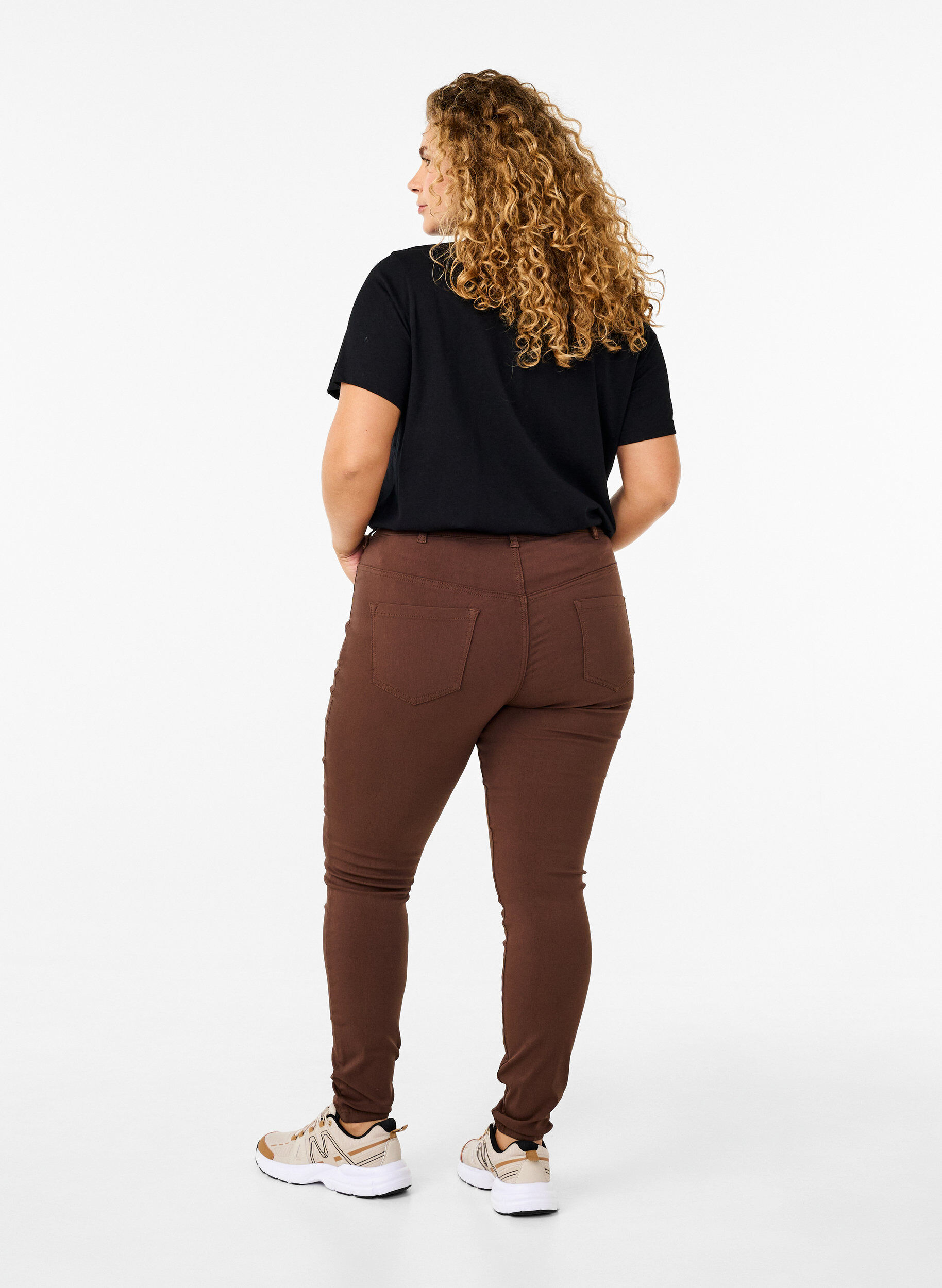 Zizzi Slim fit broek met zakken, Bruin, Model image number 1