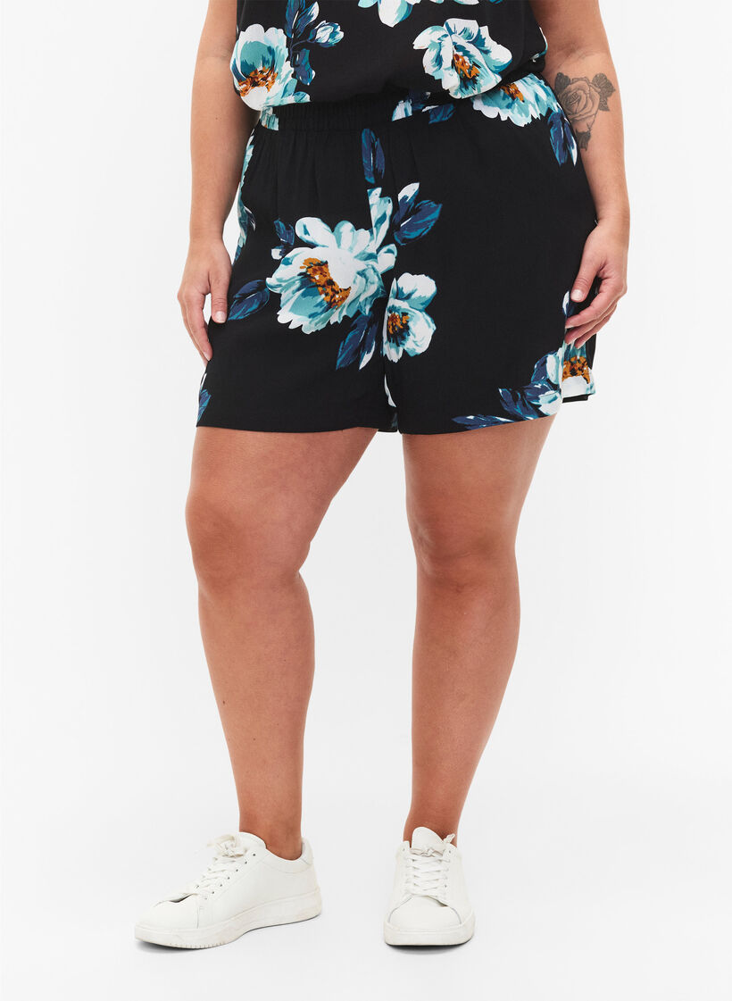 Losse shorts van viscose, Black Big Flower, Model image number 2