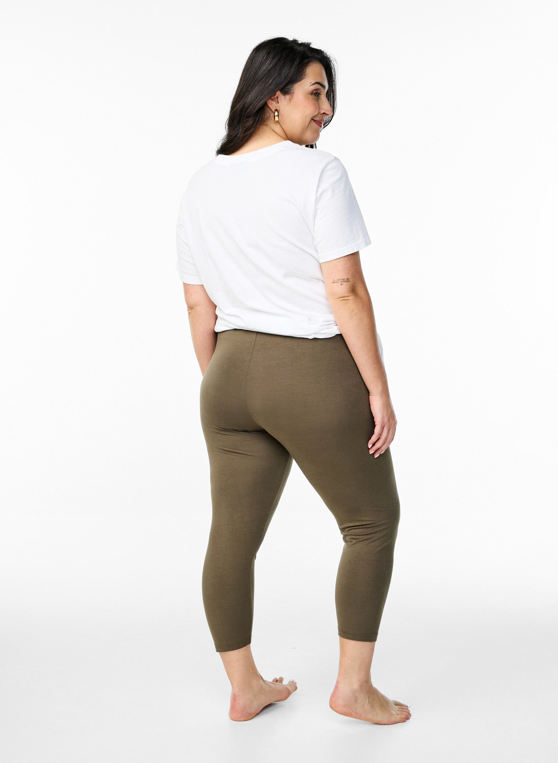 Zizzi Basic 3/4-legging in viscose, Groen, Model image number 2