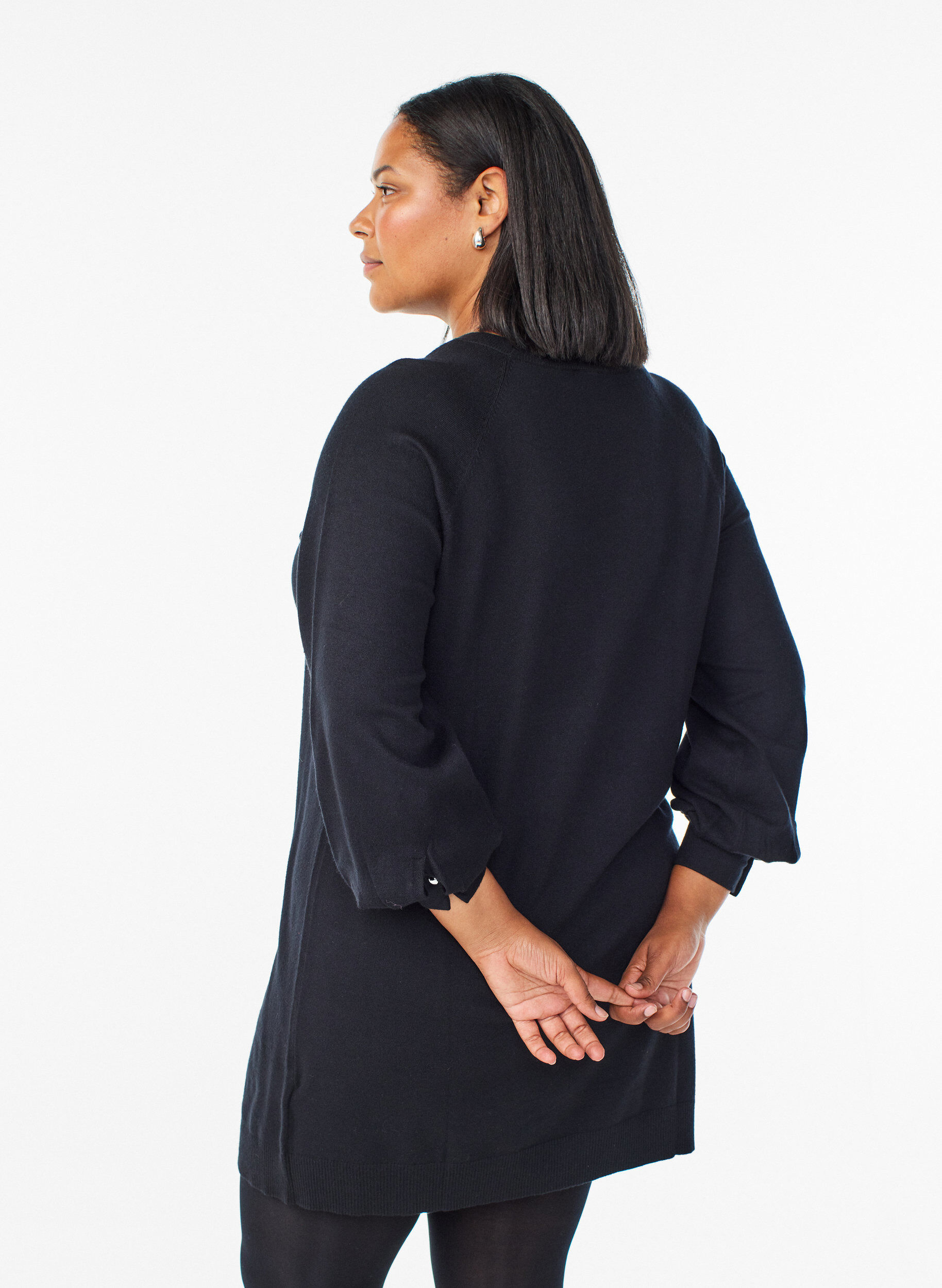 Zizzi Korte gebreide jurk met raglanmouwen, Zwart, Model image number 2