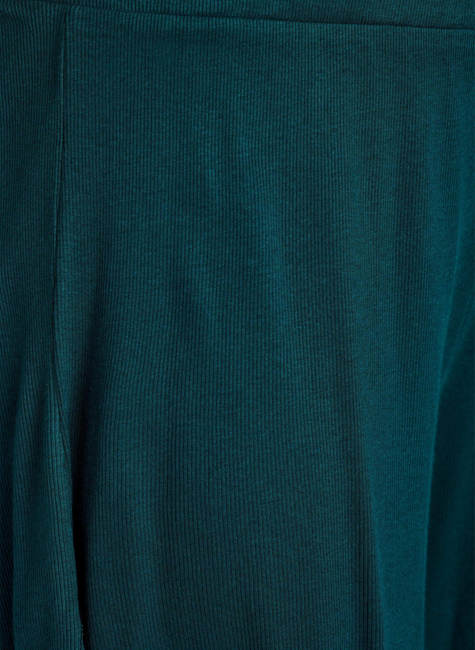 Zizzi Lichte nachtshorts met ribde structuur en kanten afwerking, Groen, Packshot image number 2