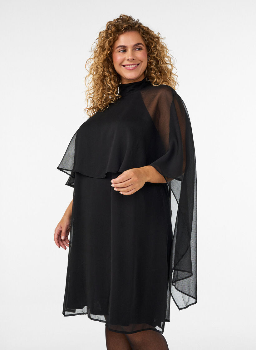 Chiffon jurk tot op de knie met doorschijnende cape, Zwart, Model image number 0