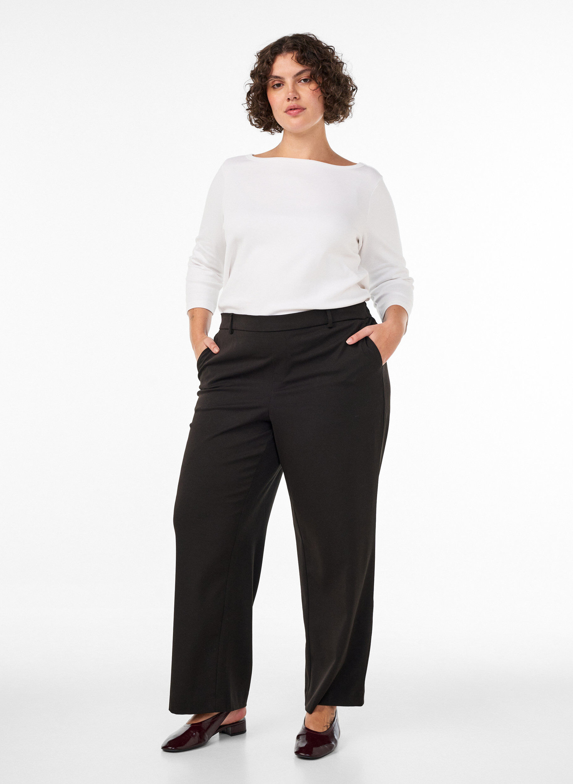 ZizziHoogtailleerde pantalon met rechte pasvorm, Zwart, Model image number 0