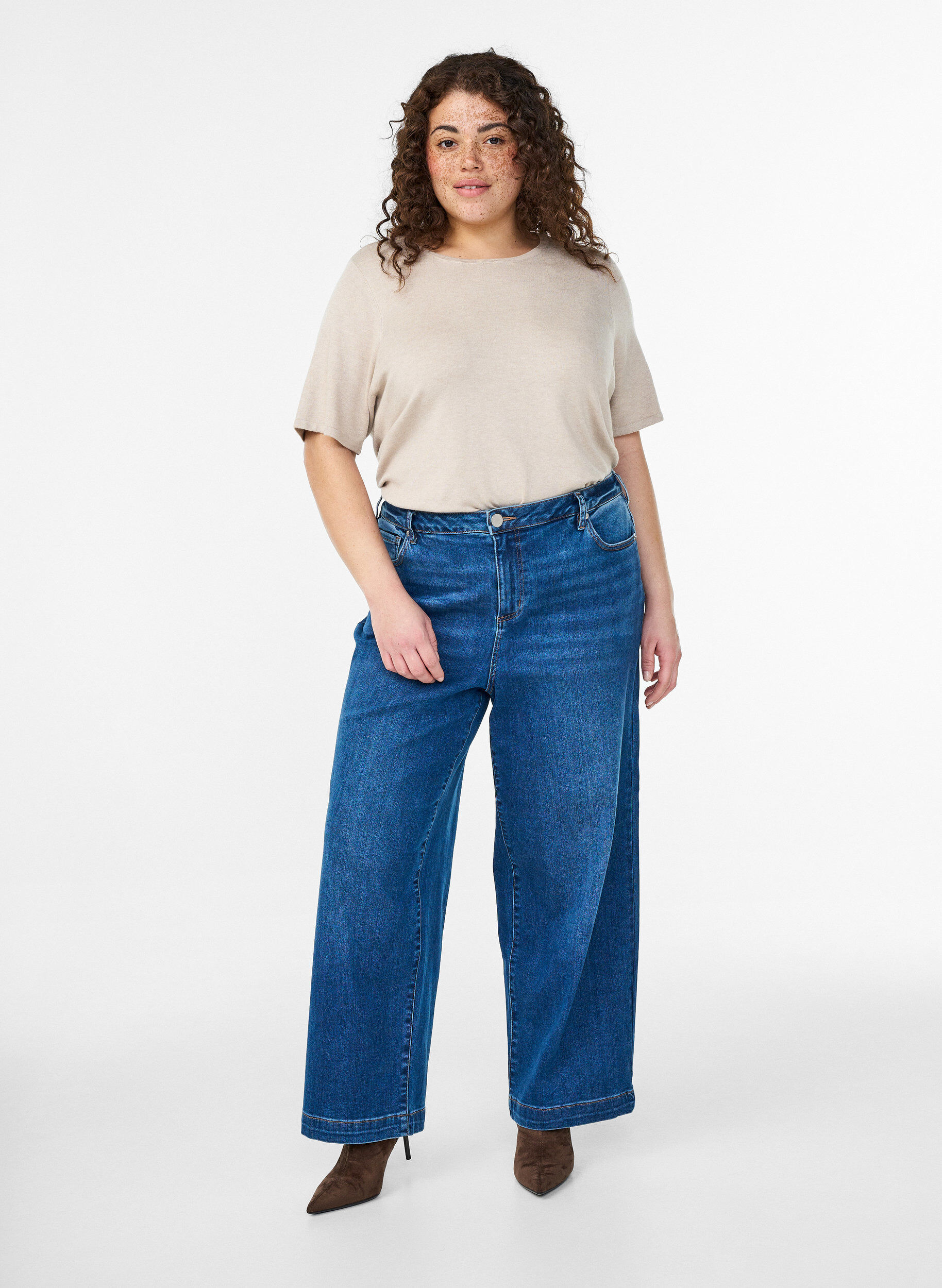 Zizzi Gebreide blouse met korte mouwen van viscose, Beige, Model image number 1