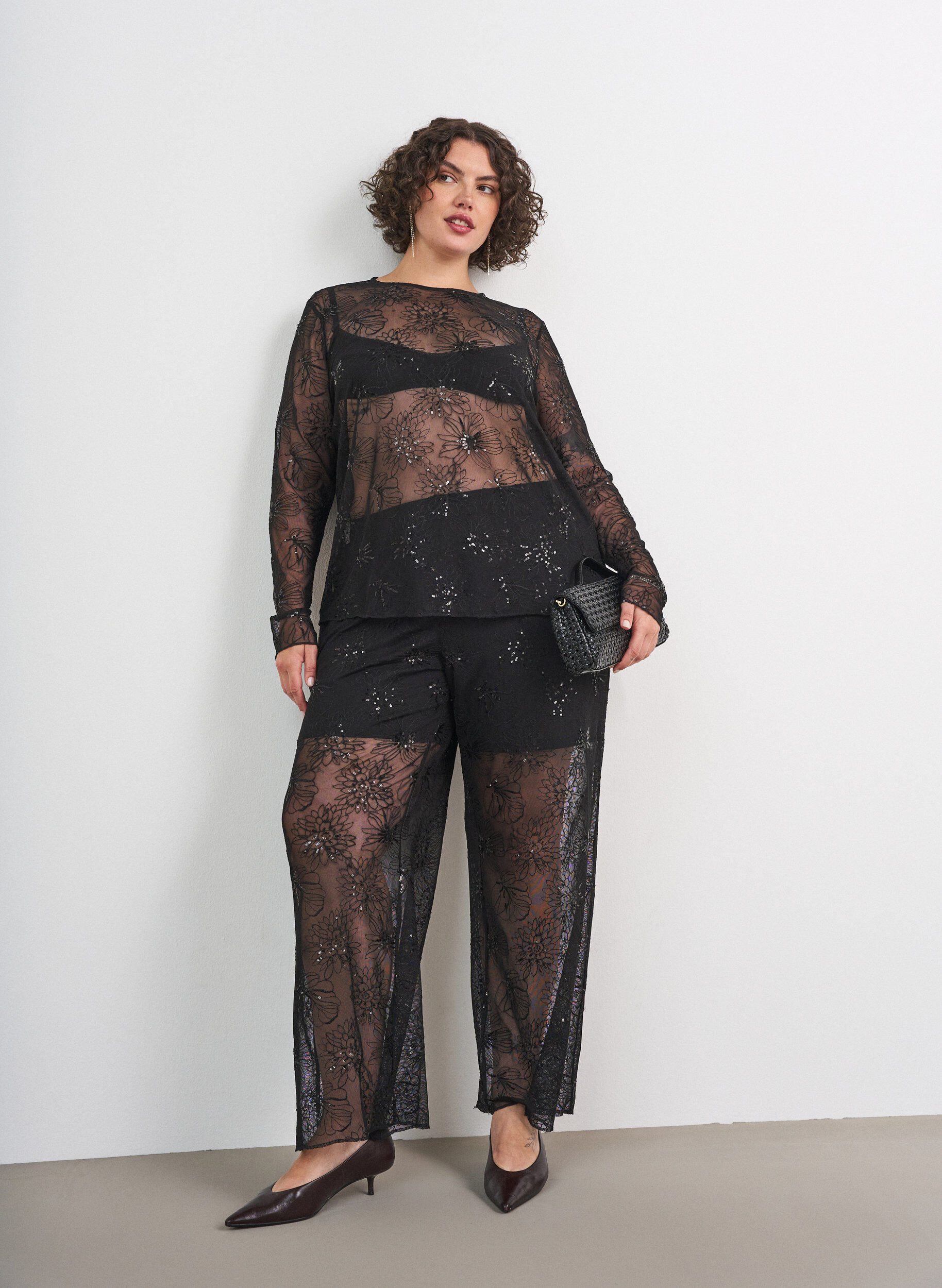 ZizziBroek met mesh en bloemenborduursel en pailletten, Zwart, Model image number 0