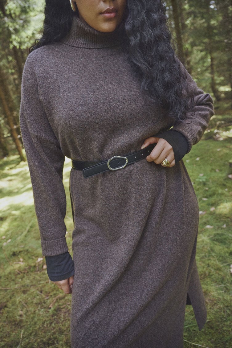 Natuurlijke elegantie in aardetinten, , Model