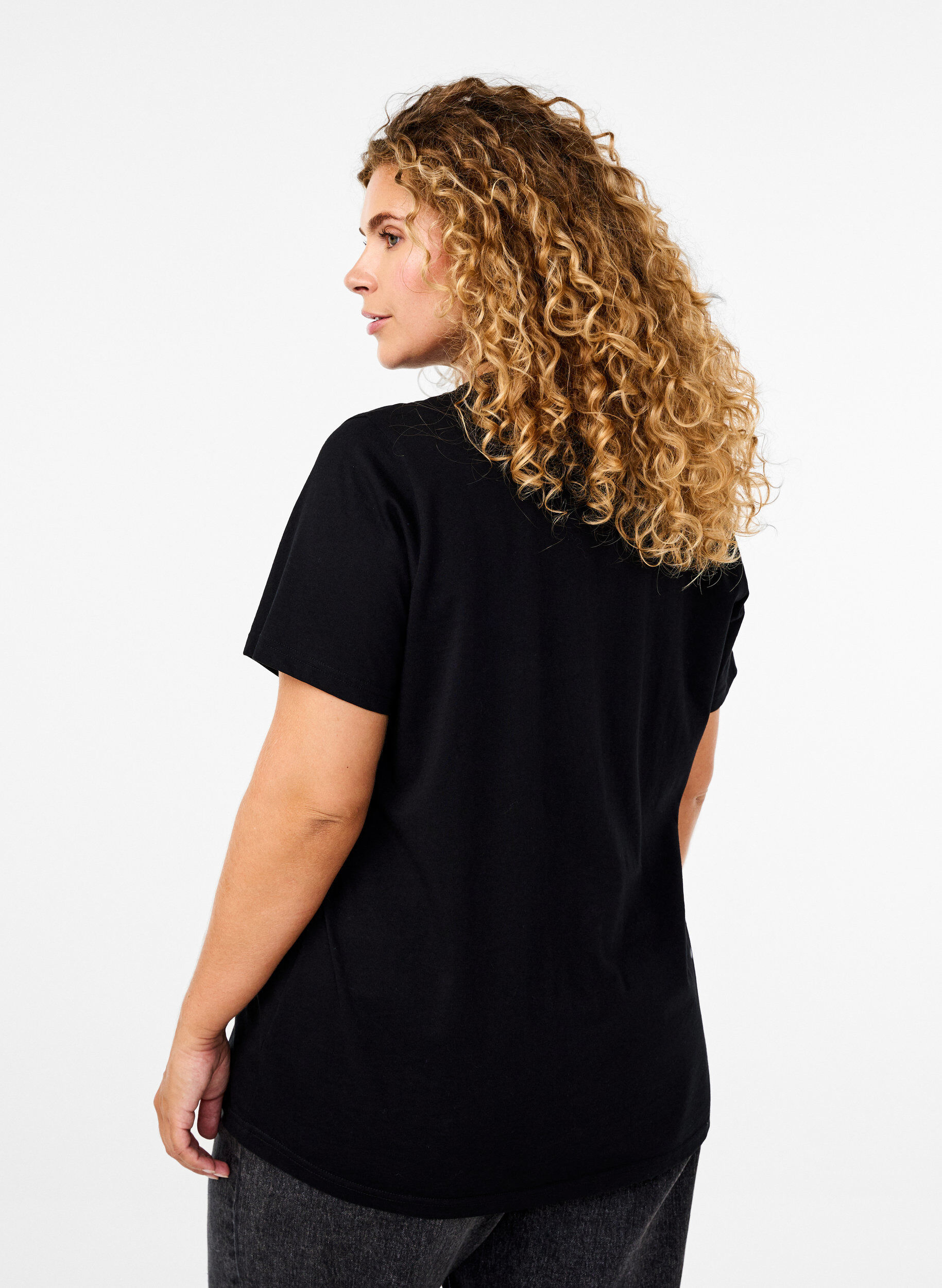 Zizzi Basic katoenen T-shirt met ronde hals, Zwart, Model image number 2