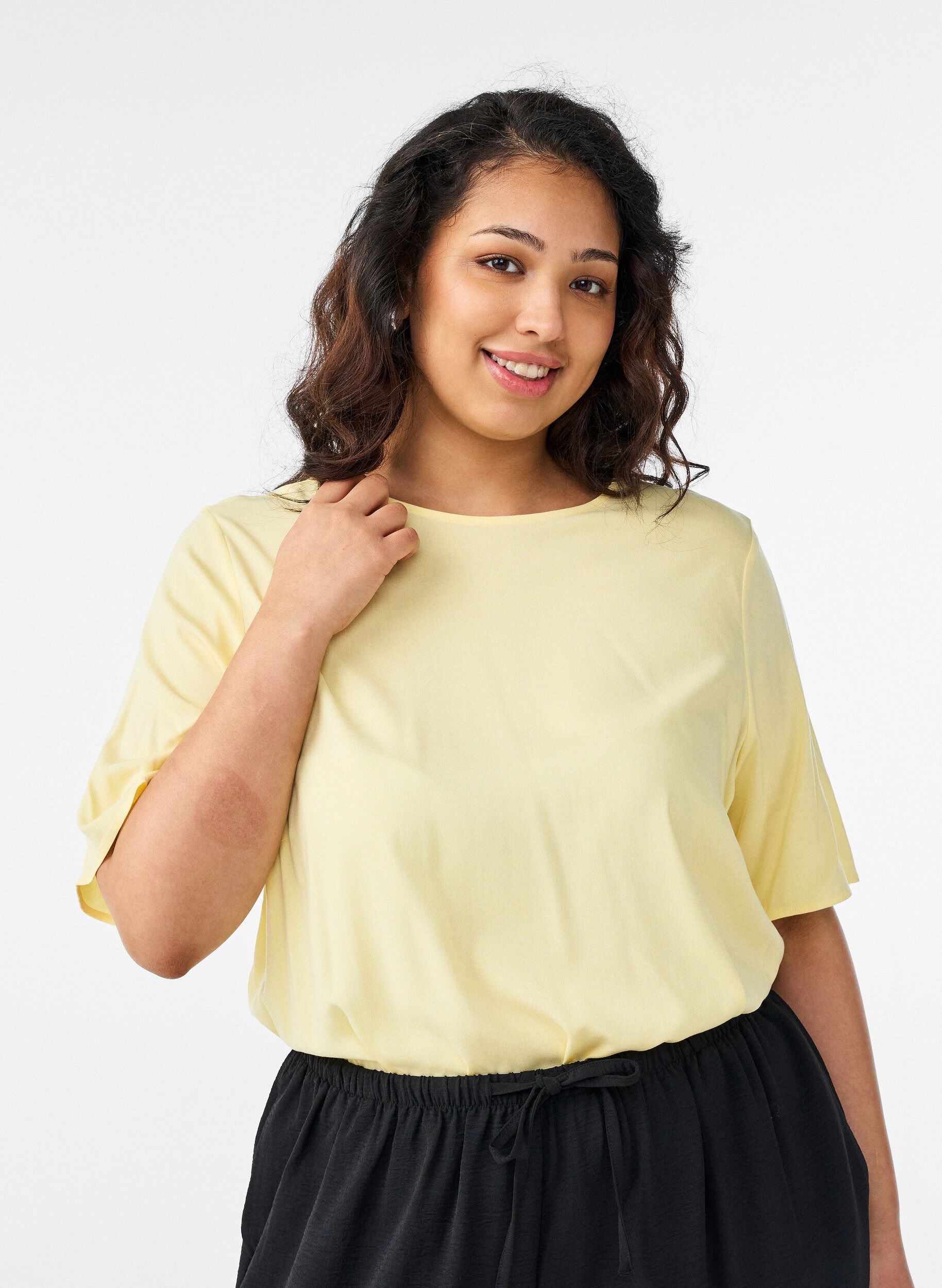 Geweven blouse met korte mouwen en ronde hals, Geel, Model