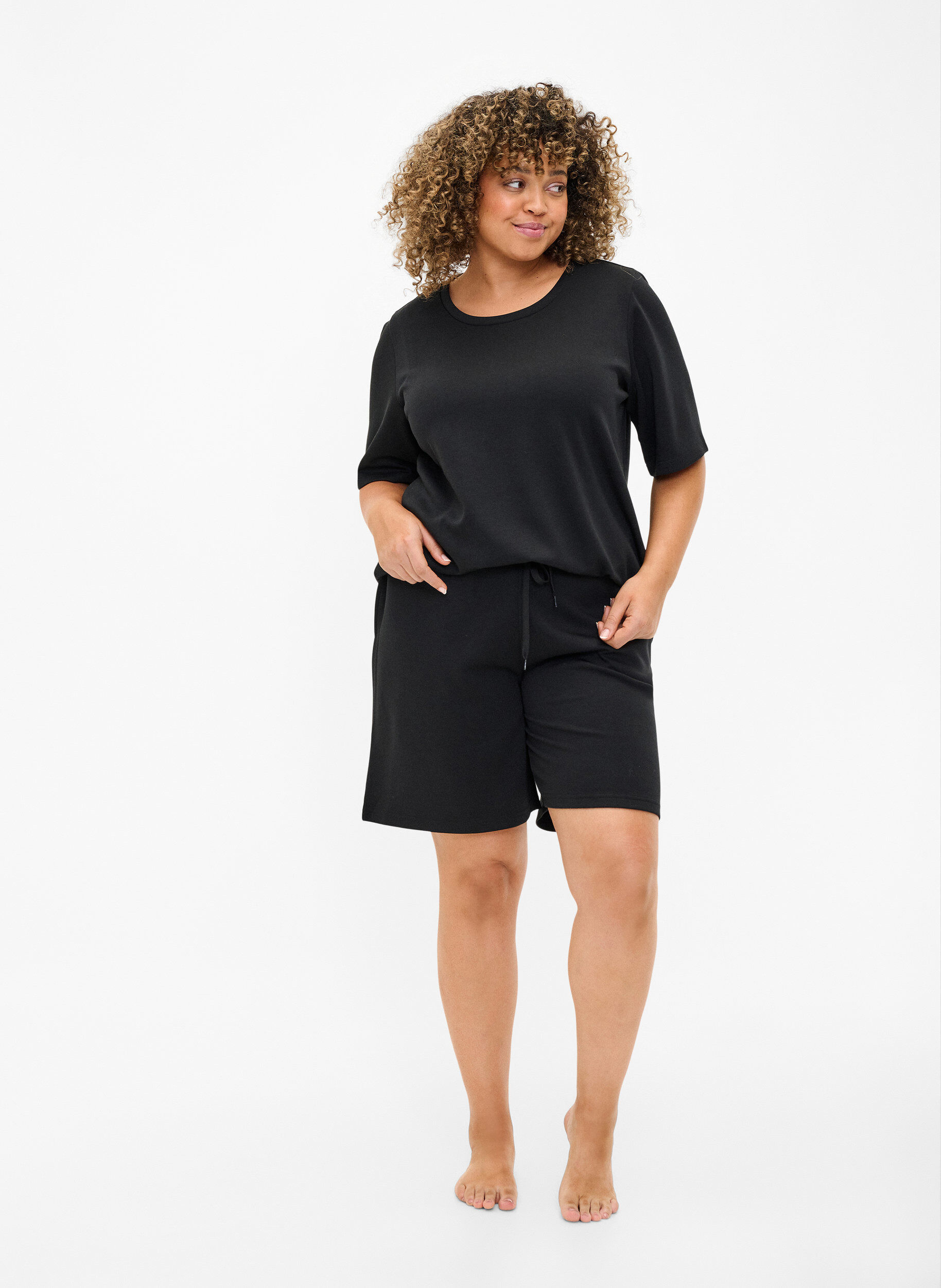 ZizziT-shirt in modalmix, Zwart, Model image number 1