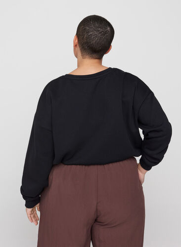 Cropped sweatshirt met ronde hals, Black, Model image number 1