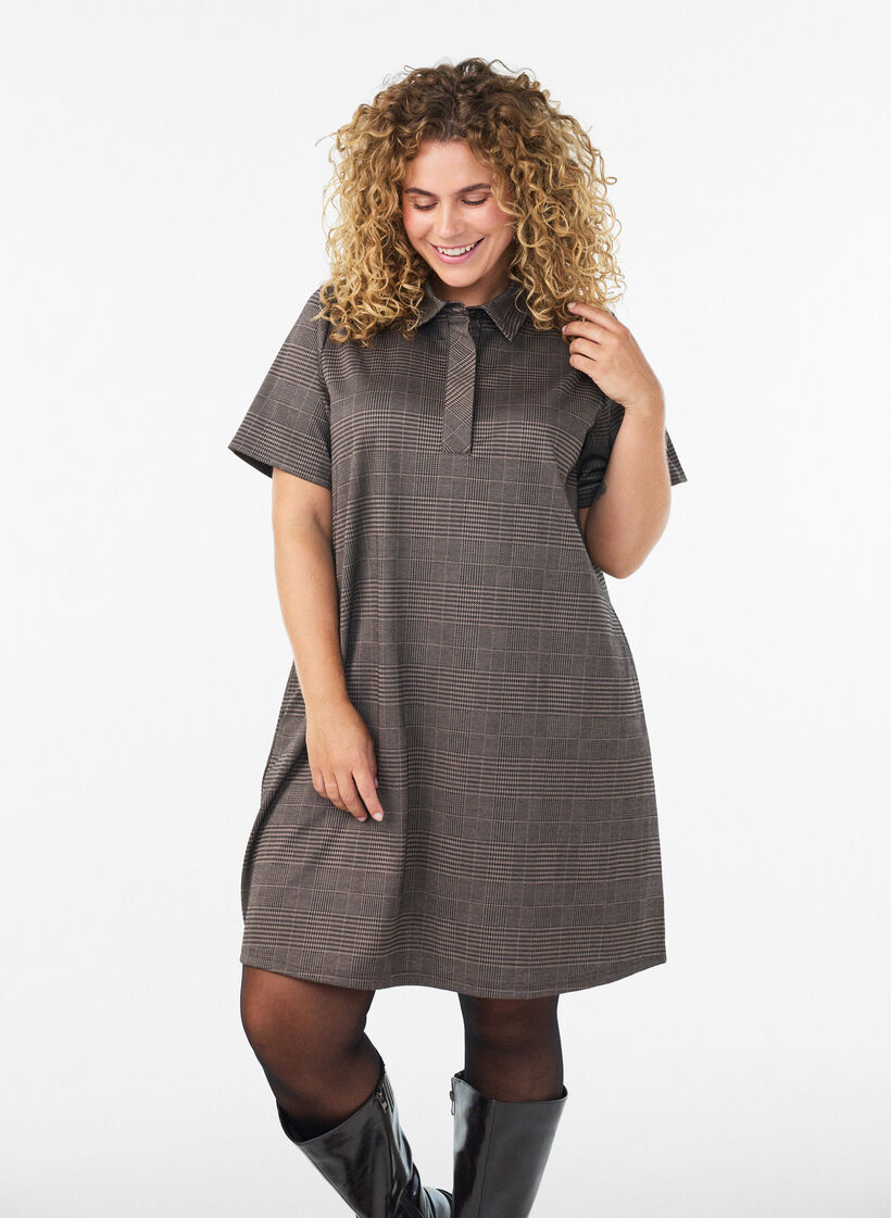 Korte geruite jurk met een overhemdkraag, Bruin, Model image number 0