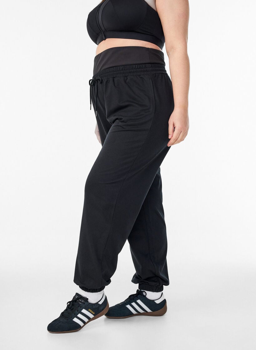 Joggingbroek met een brede tailleband, Zwart, Model image number 0