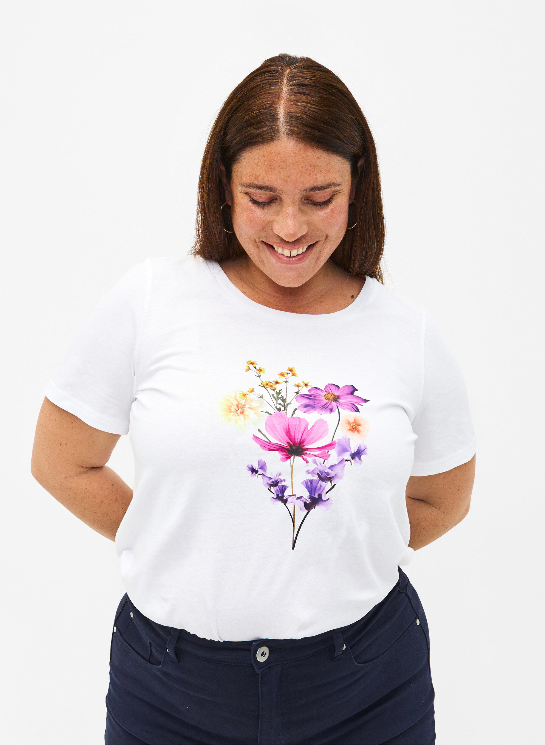 Zizzi T-shirts met bloemenmotief, Bright W. w. Flower, Model image number 0