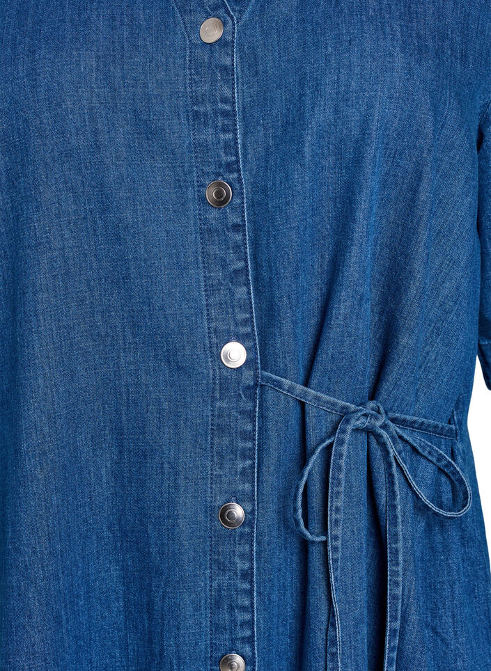Denimjurk met knoopsluiting en strikdetail, Blauw, Packshot