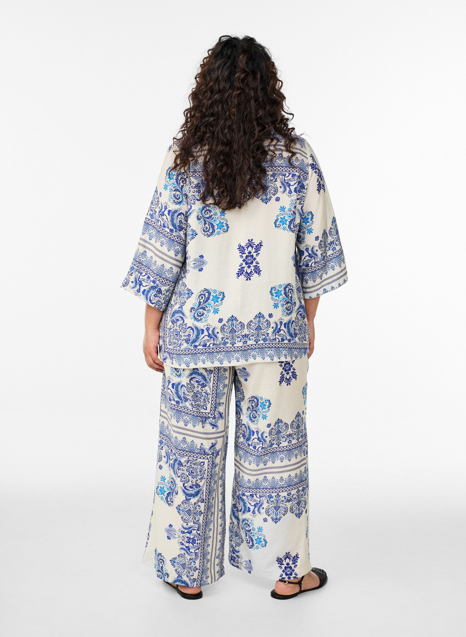 Zizzi Patternbroek met wijde pijpen, 9991, Model image number 2