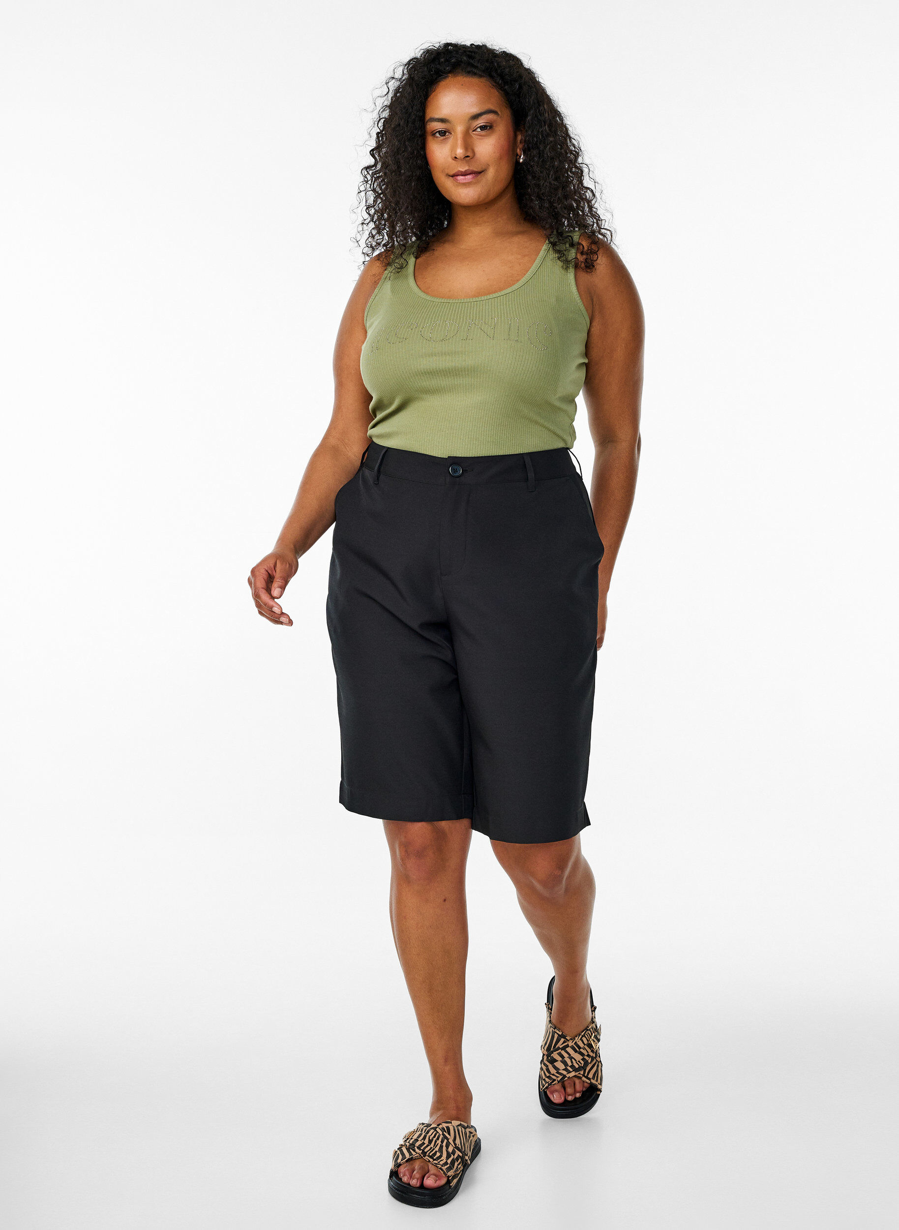 Zizzi Tanktop met strass steentjes en slanke pasvorm, Groen, Model image number 1