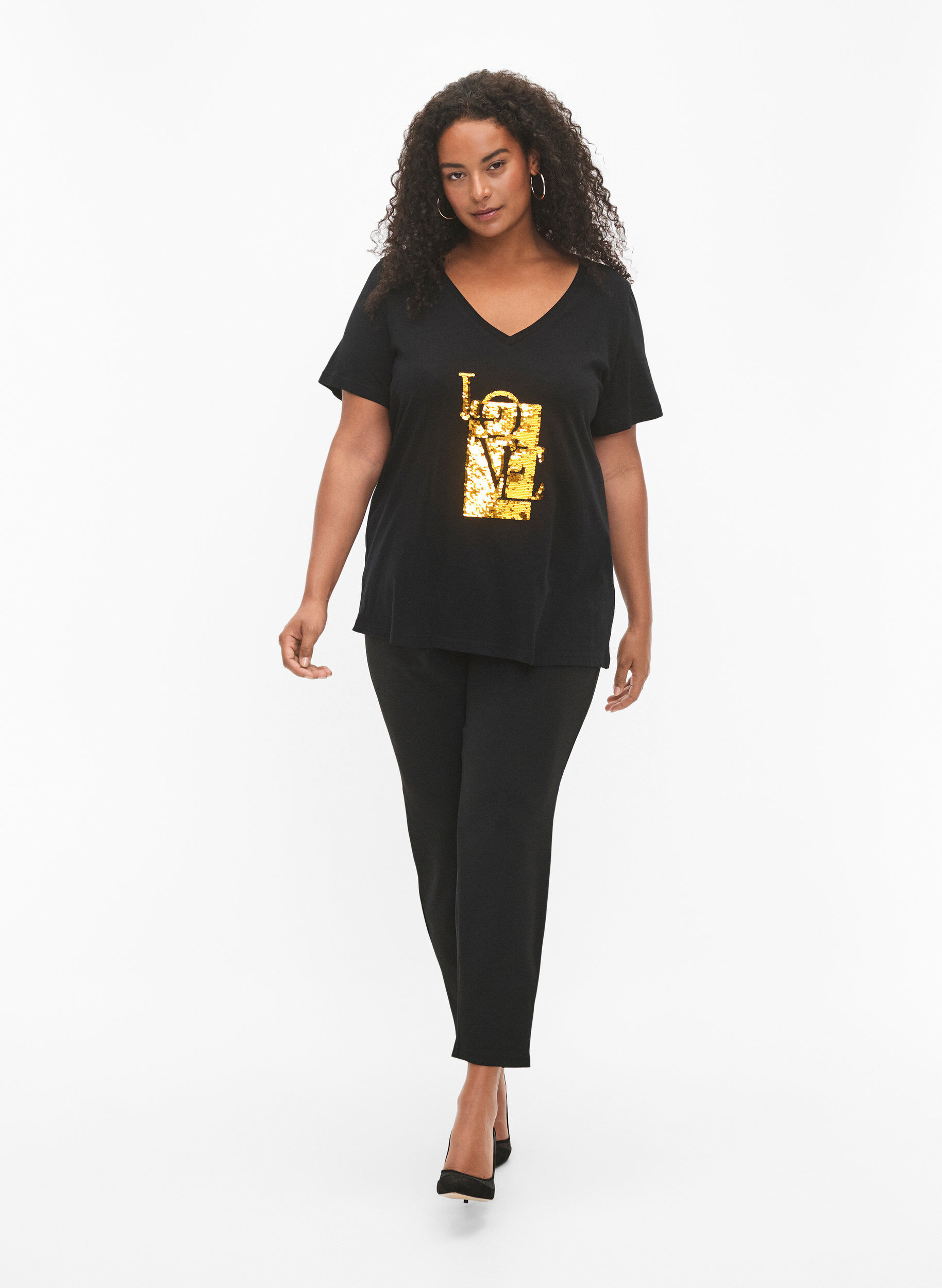Zizzi Katoenen T-shirt met pailletten, Black w. Love, Model image number 2