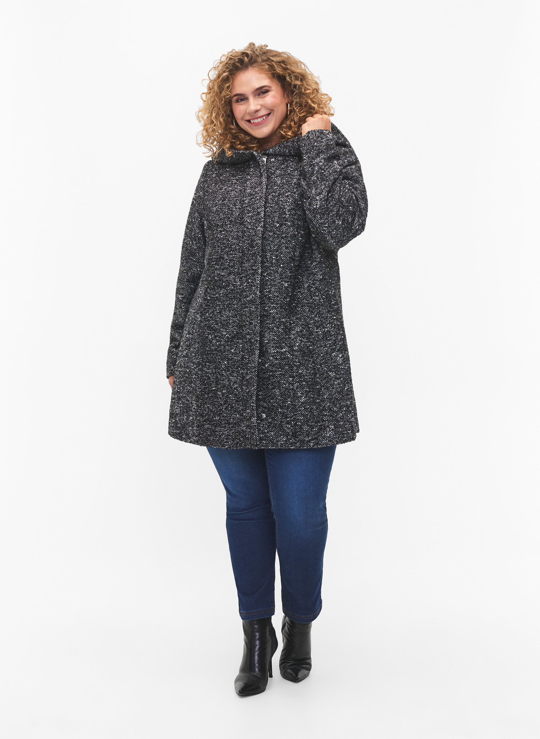 Zizzi Boucl&eacute; jas met wol, Black Mel., Model image number 2