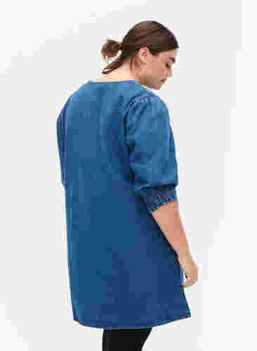 Tuniek in denim met v-snit, Medium Blue Denim, Model image number 1