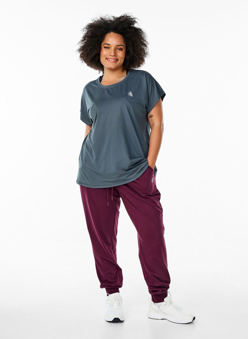 Effen gekleurd trainingsshirt, Groen, Model image number 1